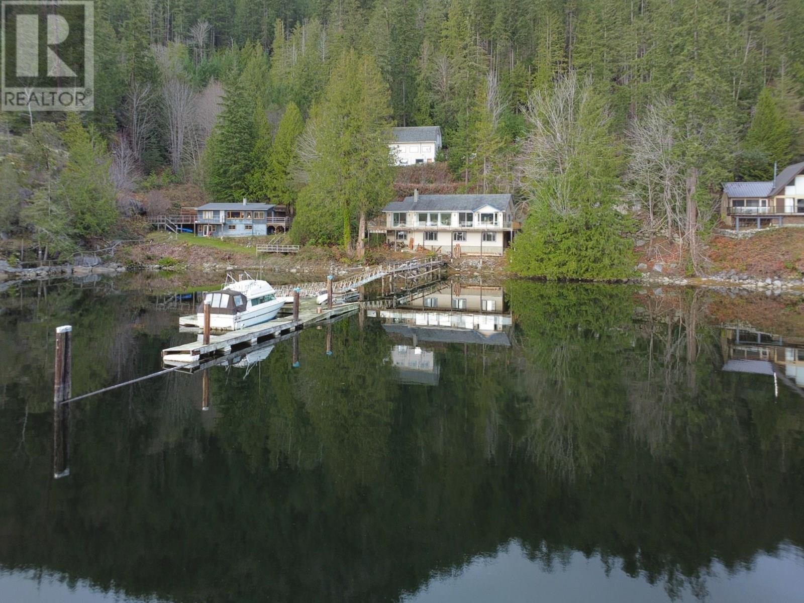 












5338 DANIEL ROAD

,
Garden Bay,




British Columbia
V0N1S1

