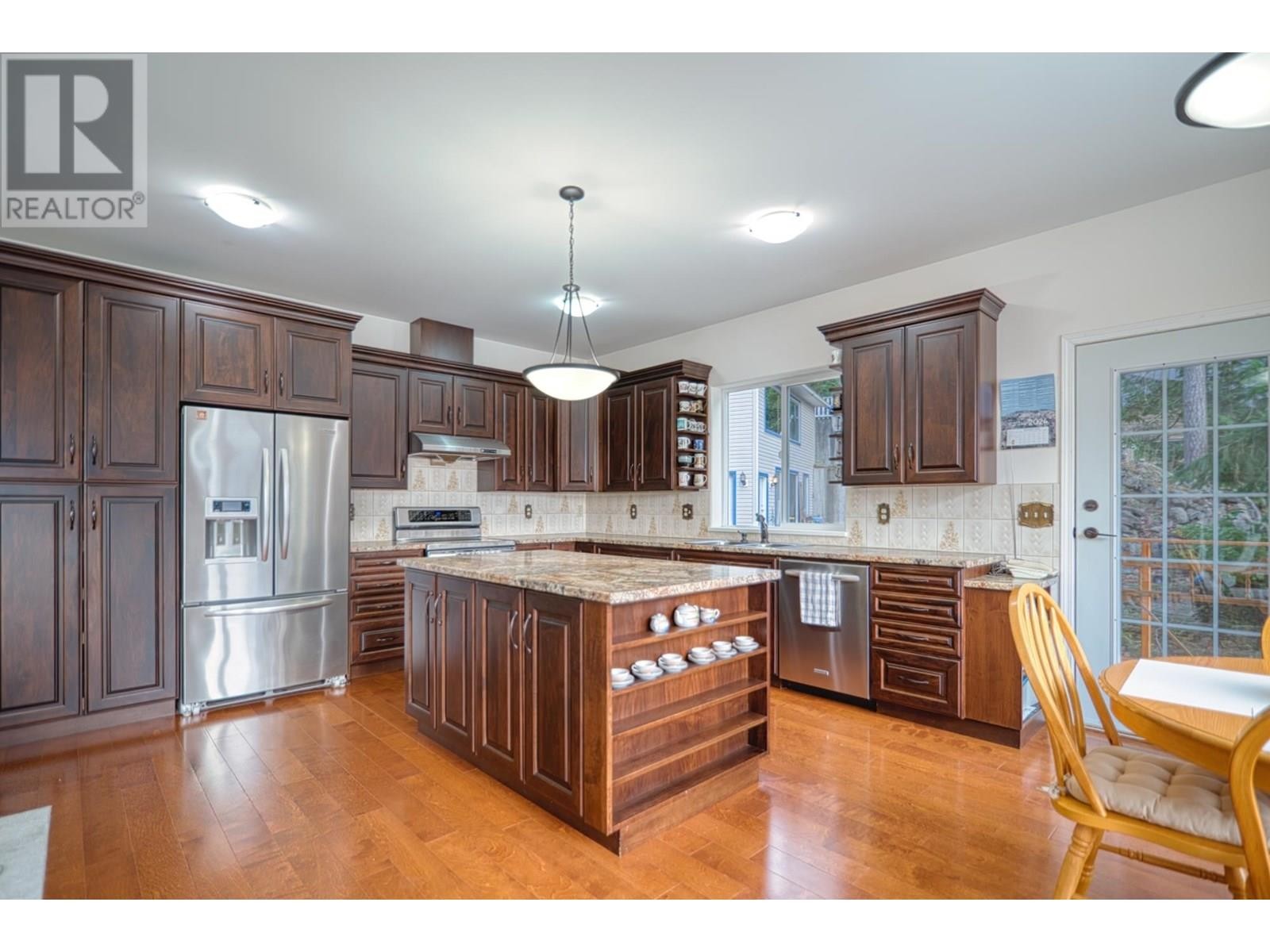 












5338 DANIEL ROAD

,
Garden Bay,




British Columbia
V0N1S1

