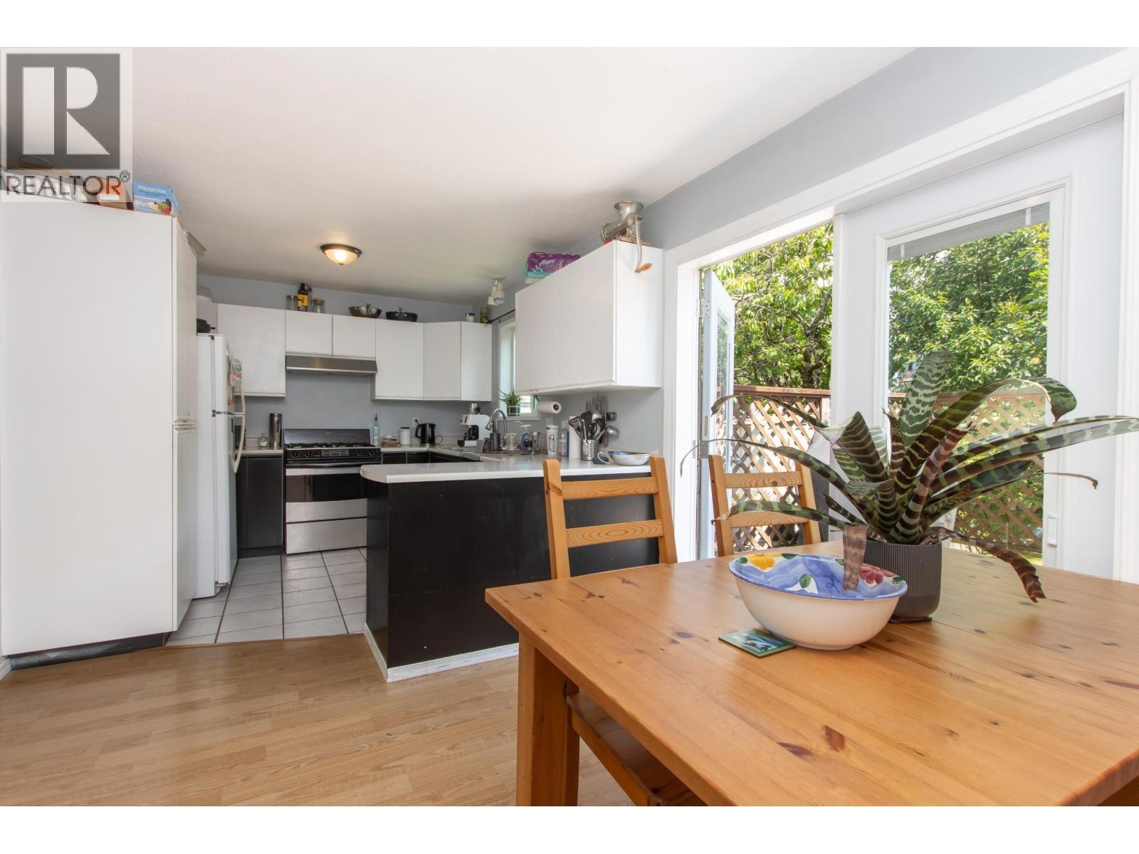 












39710 GOVERNMENT ROAD

,
Squamish,




British Columbia
V8B0A5

