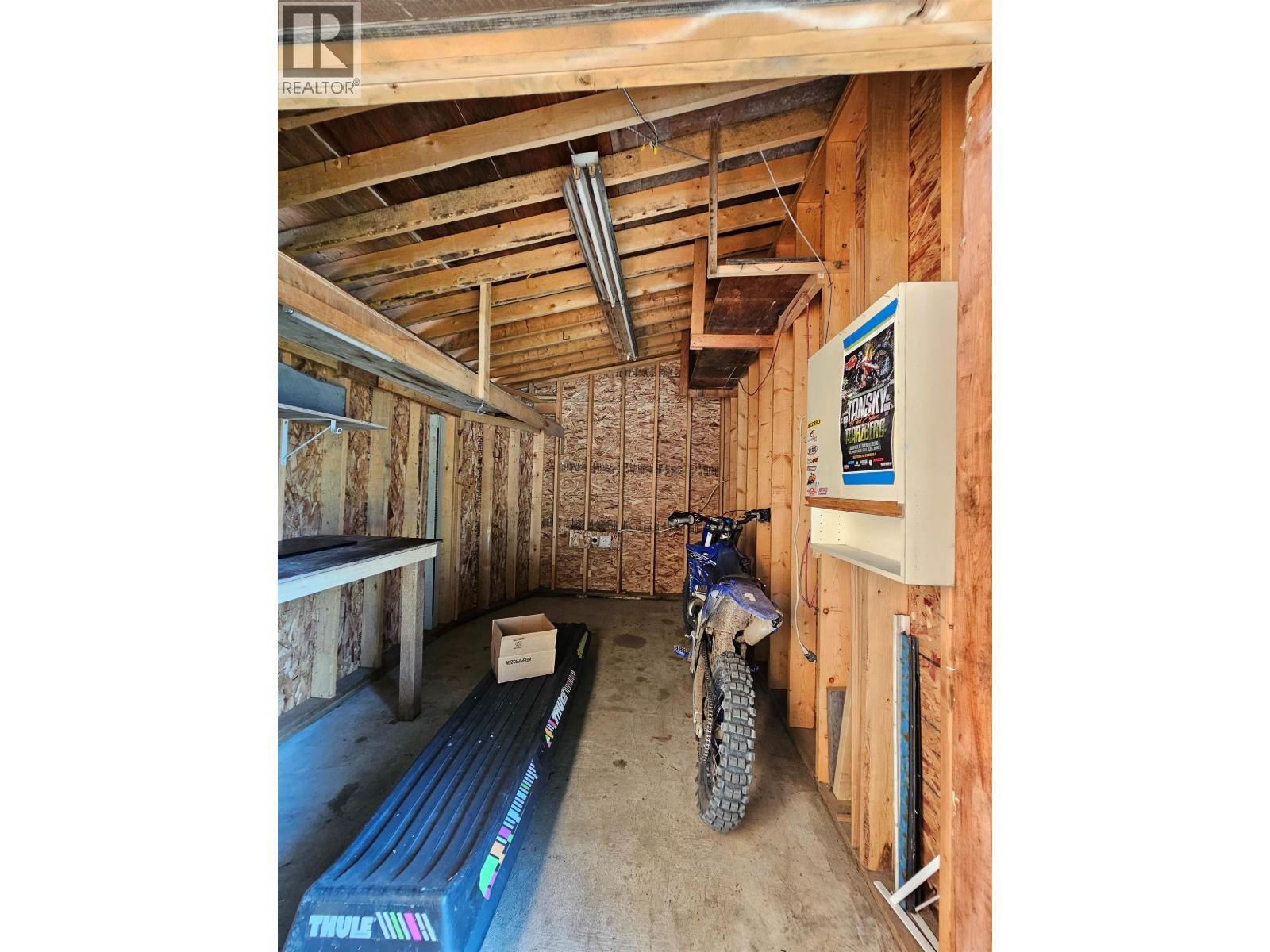 












39710 GOVERNMENT ROAD

,
Squamish,




British Columbia
V8B0A5

