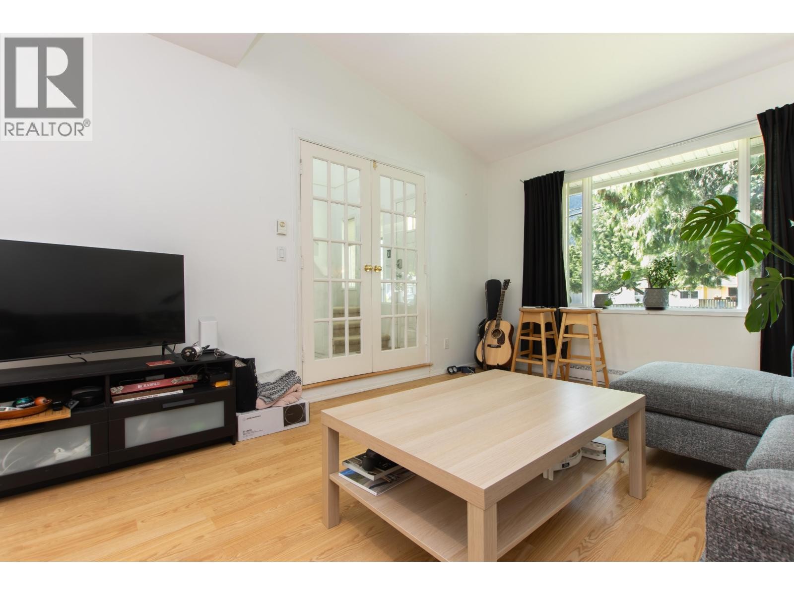 












39710 GOVERNMENT ROAD

,
Squamish,




British Columbia
V8B0A5

