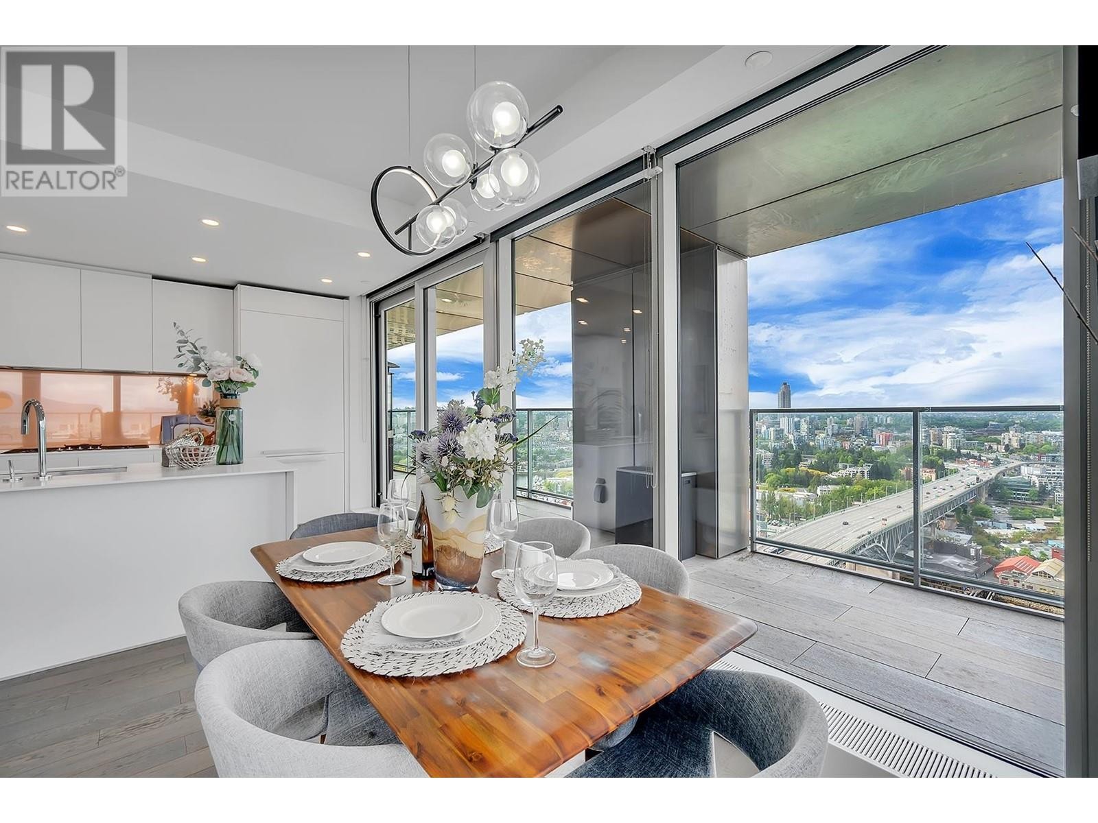 












3602 1480 HOWE STREET

,
Vancouver,




British Columbia
V6Z0G5

