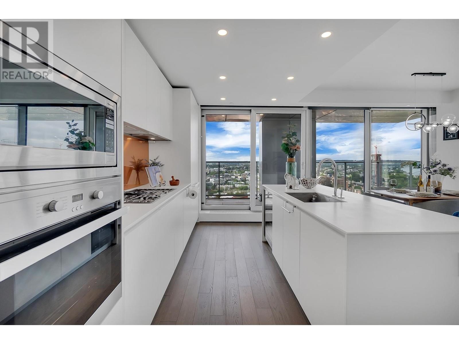 












3602 1480 HOWE STREET

,
Vancouver,




British Columbia
V6Z0G5

