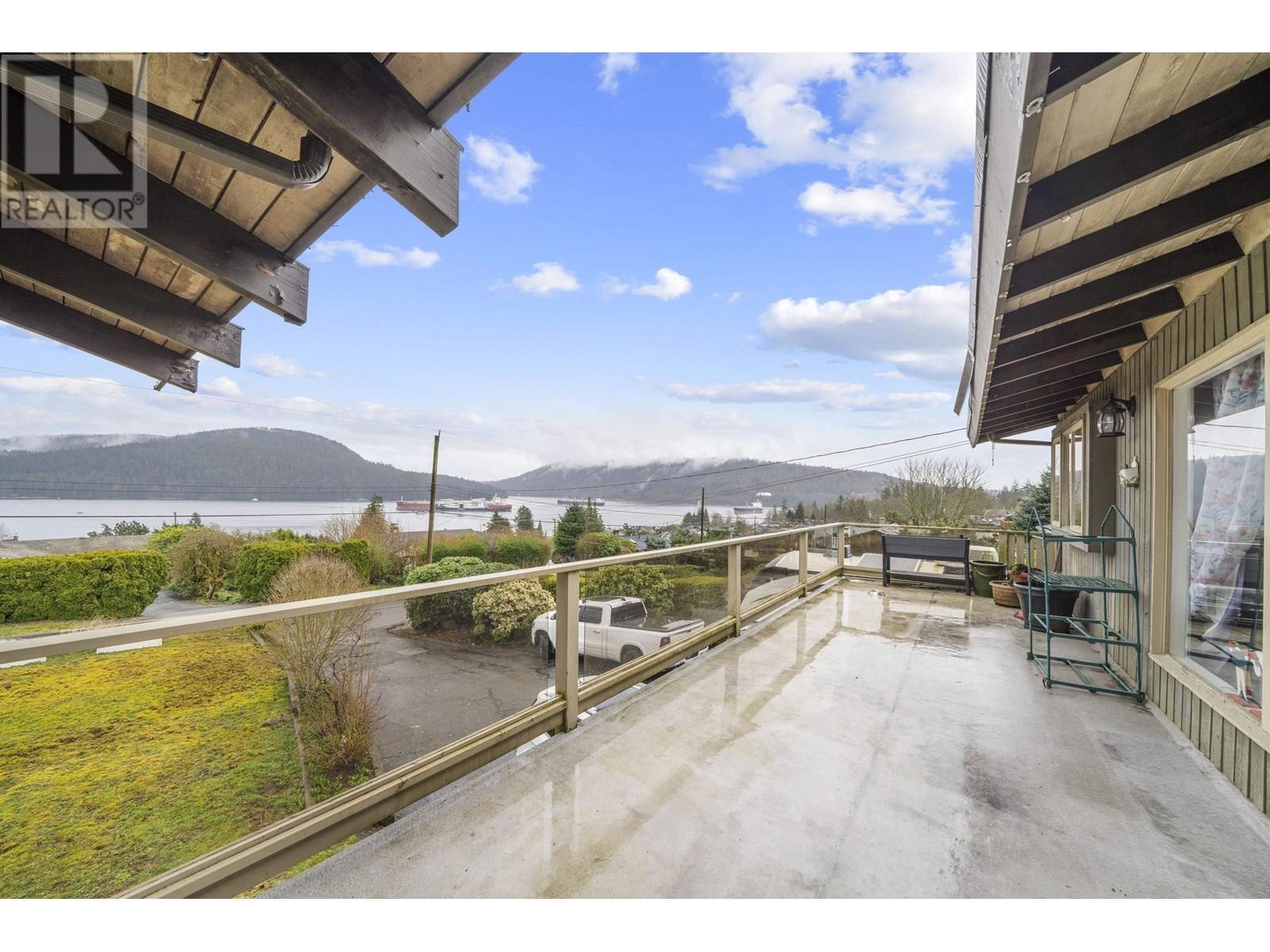 












645 BAYCREST DRIVE

,
North Vancouver,




British Columbia
V7G1N7

