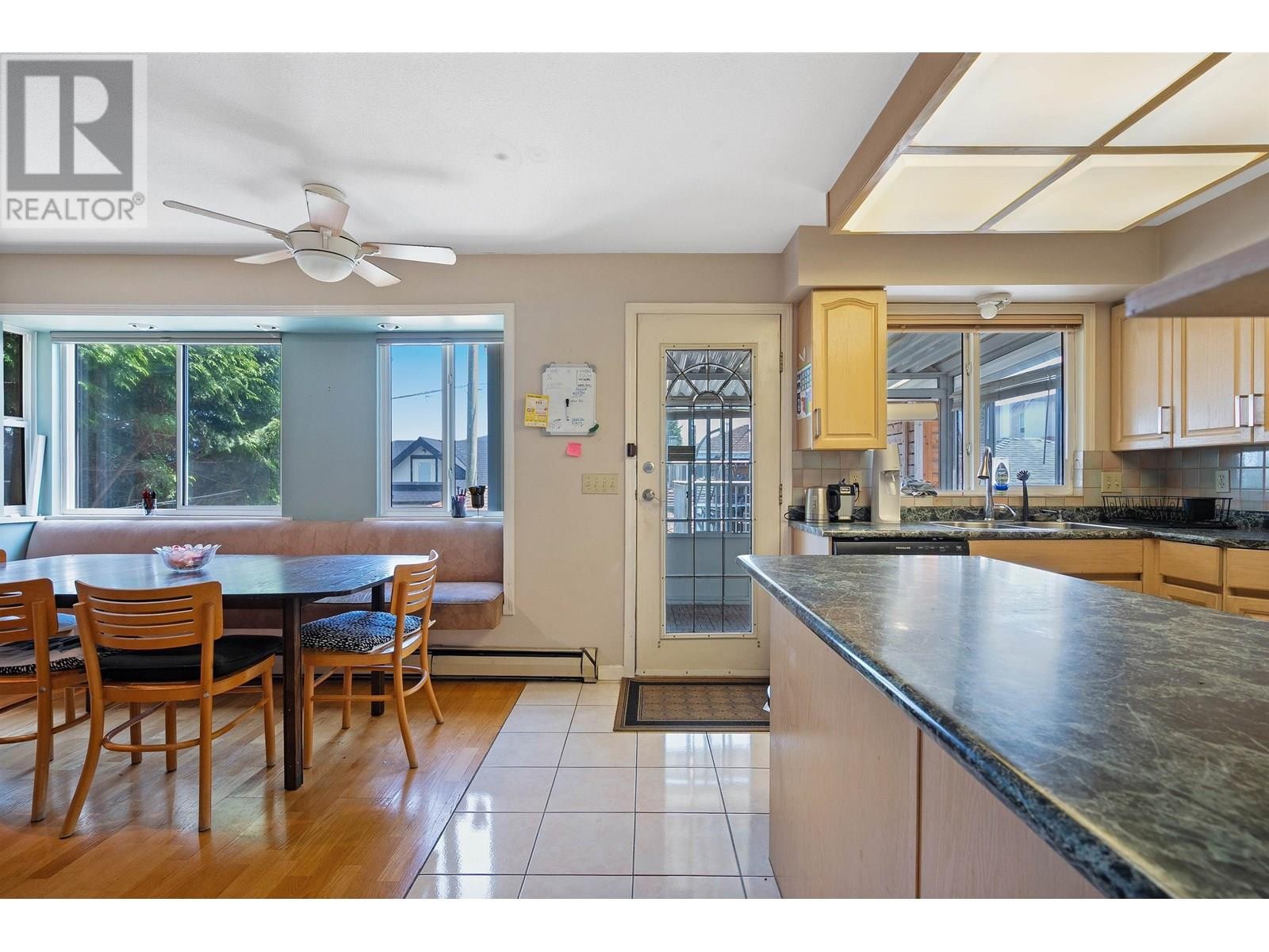 












4988 SHERBROOKE STREET

,
Vancouver,




British Columbia
V5W3M2

