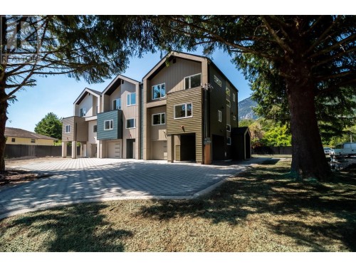 Featured Listing Photo 
