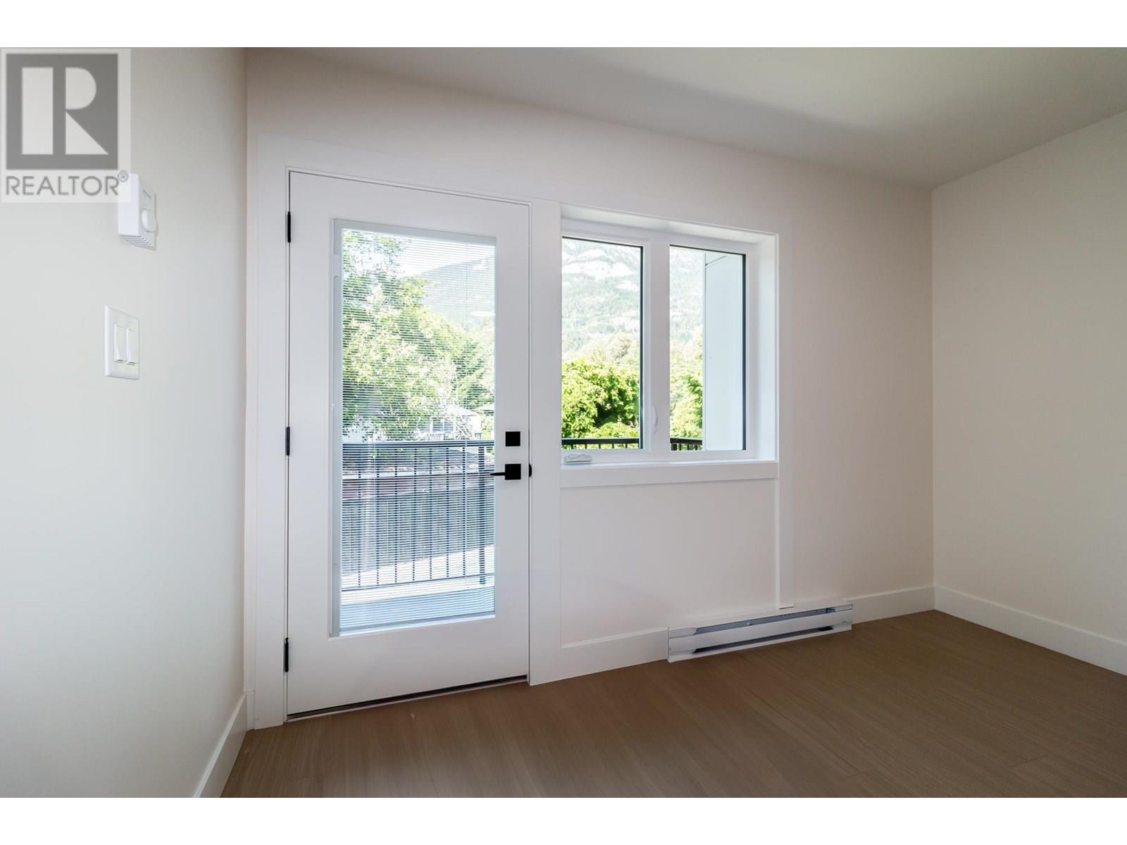 












1108 MAGEE STREET

,
Squamish,




British Columbia
V8B0E8

