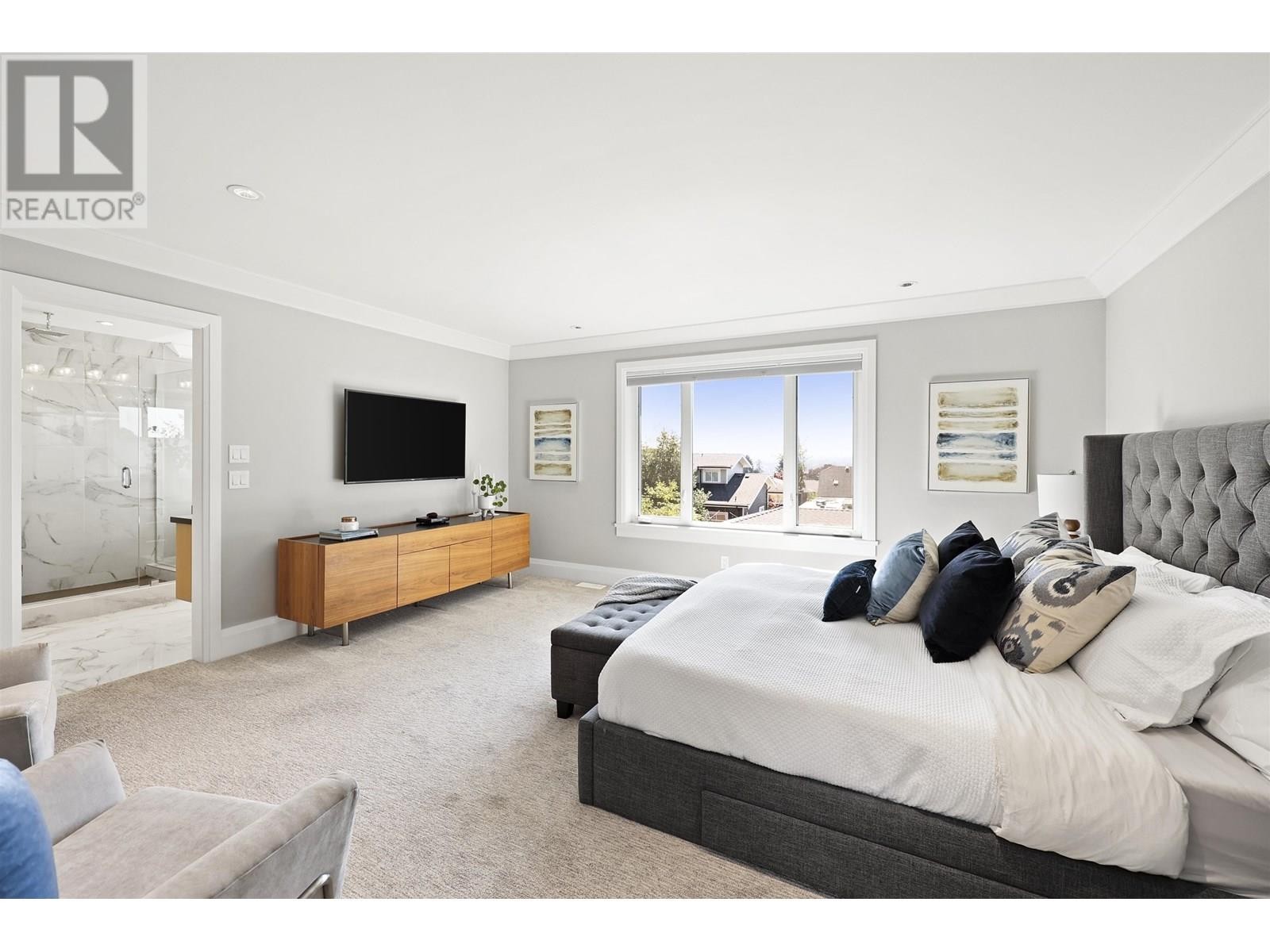 












441 E KEITH ROAD

,
North Vancouver,




British Columbia
V7L1W1

