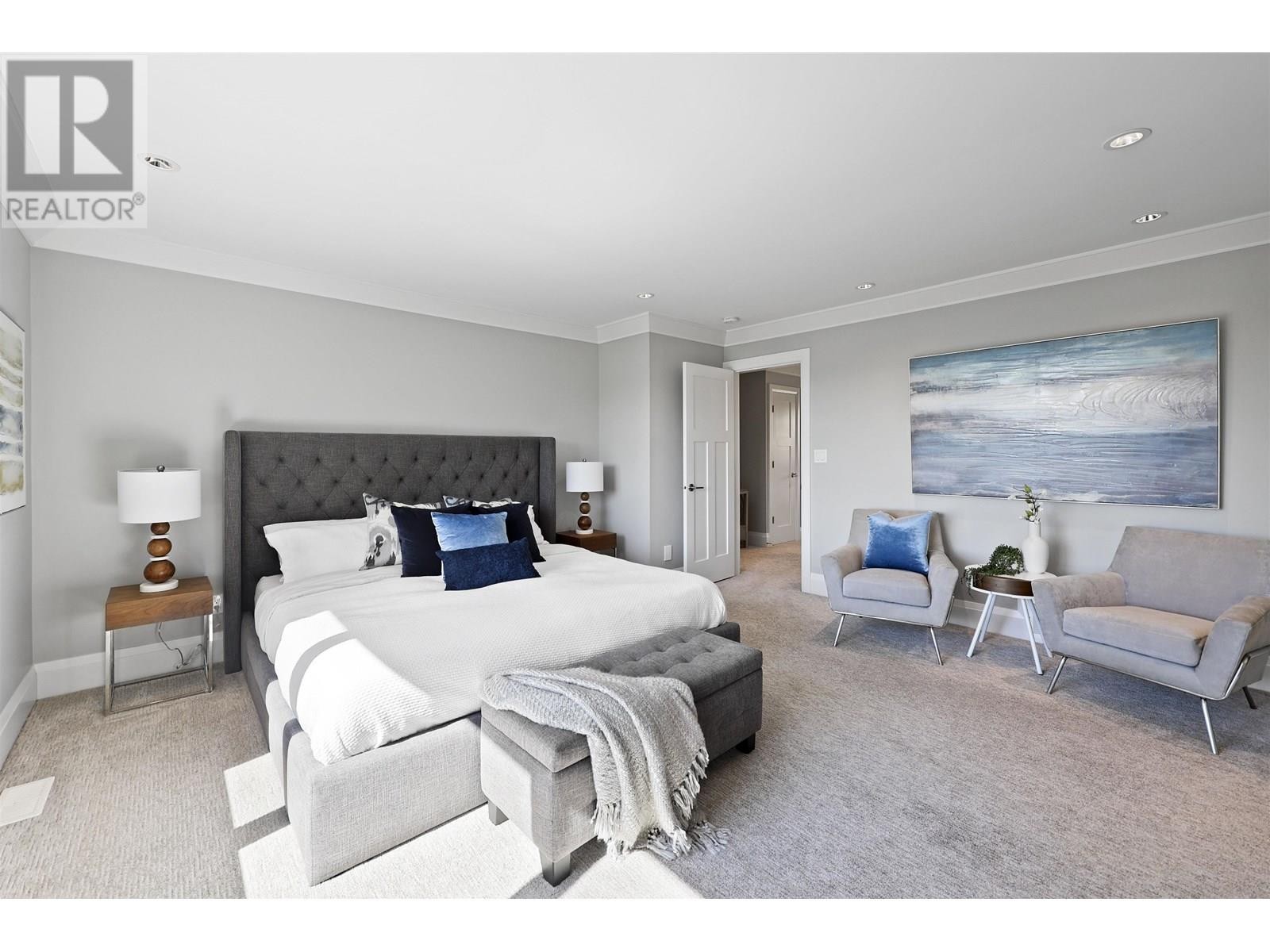












441 E KEITH ROAD

,
North Vancouver,




British Columbia
V7L1W1

