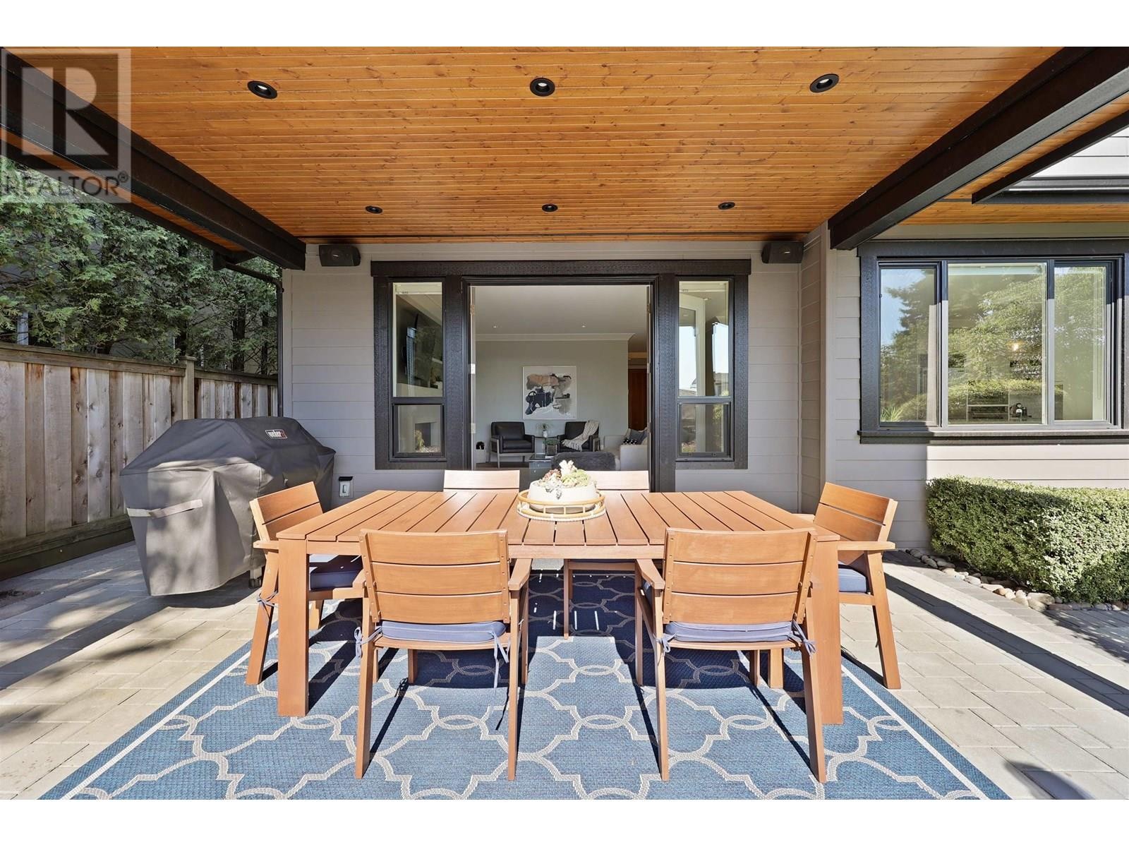 












441 E KEITH ROAD

,
North Vancouver,




British Columbia
V7L1W1


