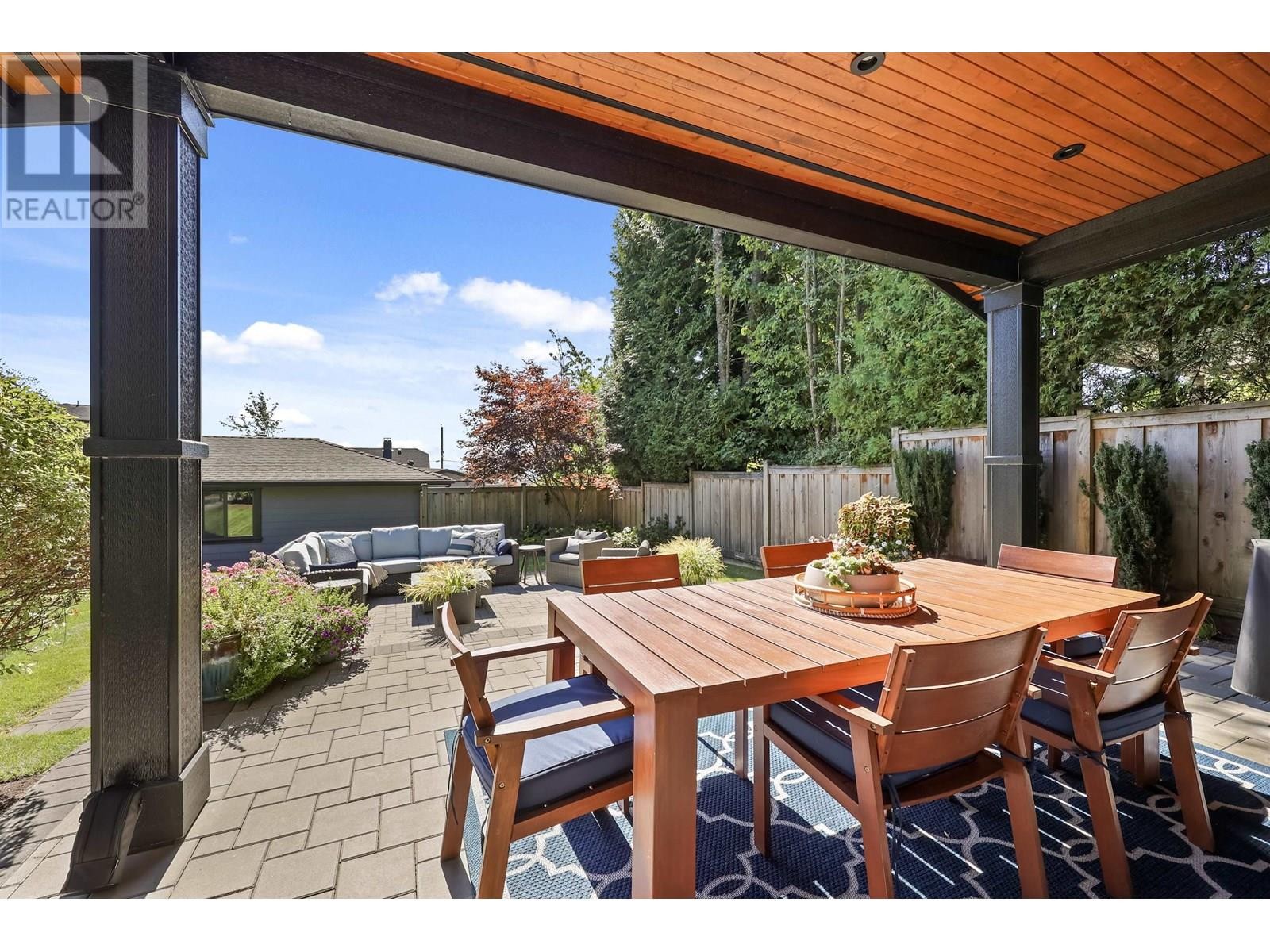












441 E KEITH ROAD

,
North Vancouver,




British Columbia
V7L1W1

