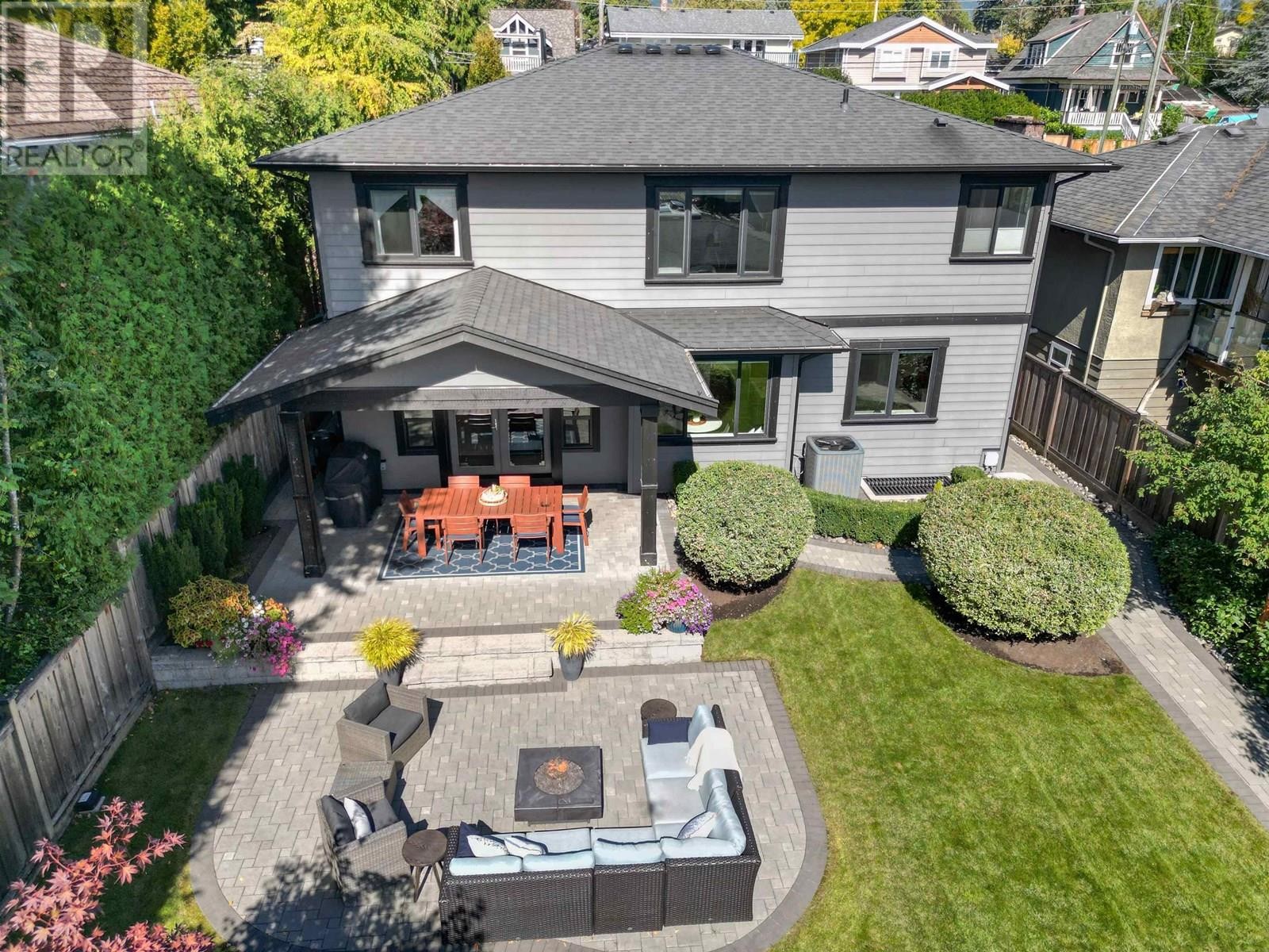 












441 E KEITH ROAD

,
North Vancouver,




British Columbia
V7L1W1

