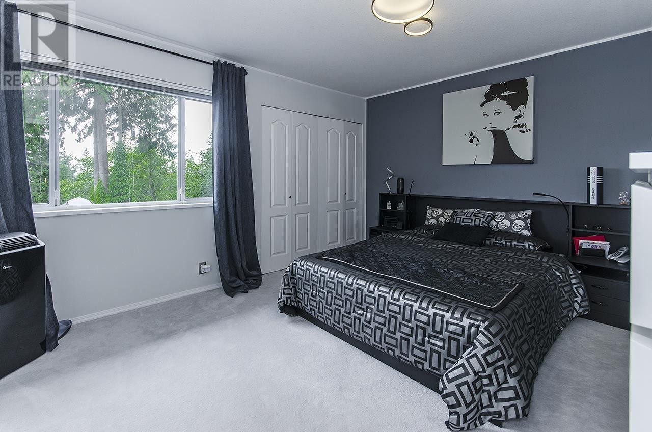 












1241 COLEMAN STREET

,
North Vancouver,




British Columbia
V7K3C2

