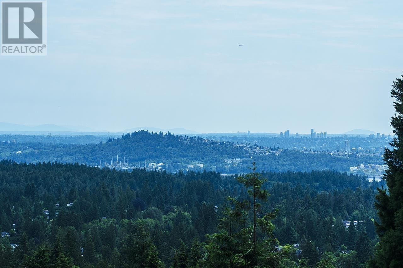 












1241 COLEMAN STREET

,
North Vancouver,




British Columbia
V7K3C2

