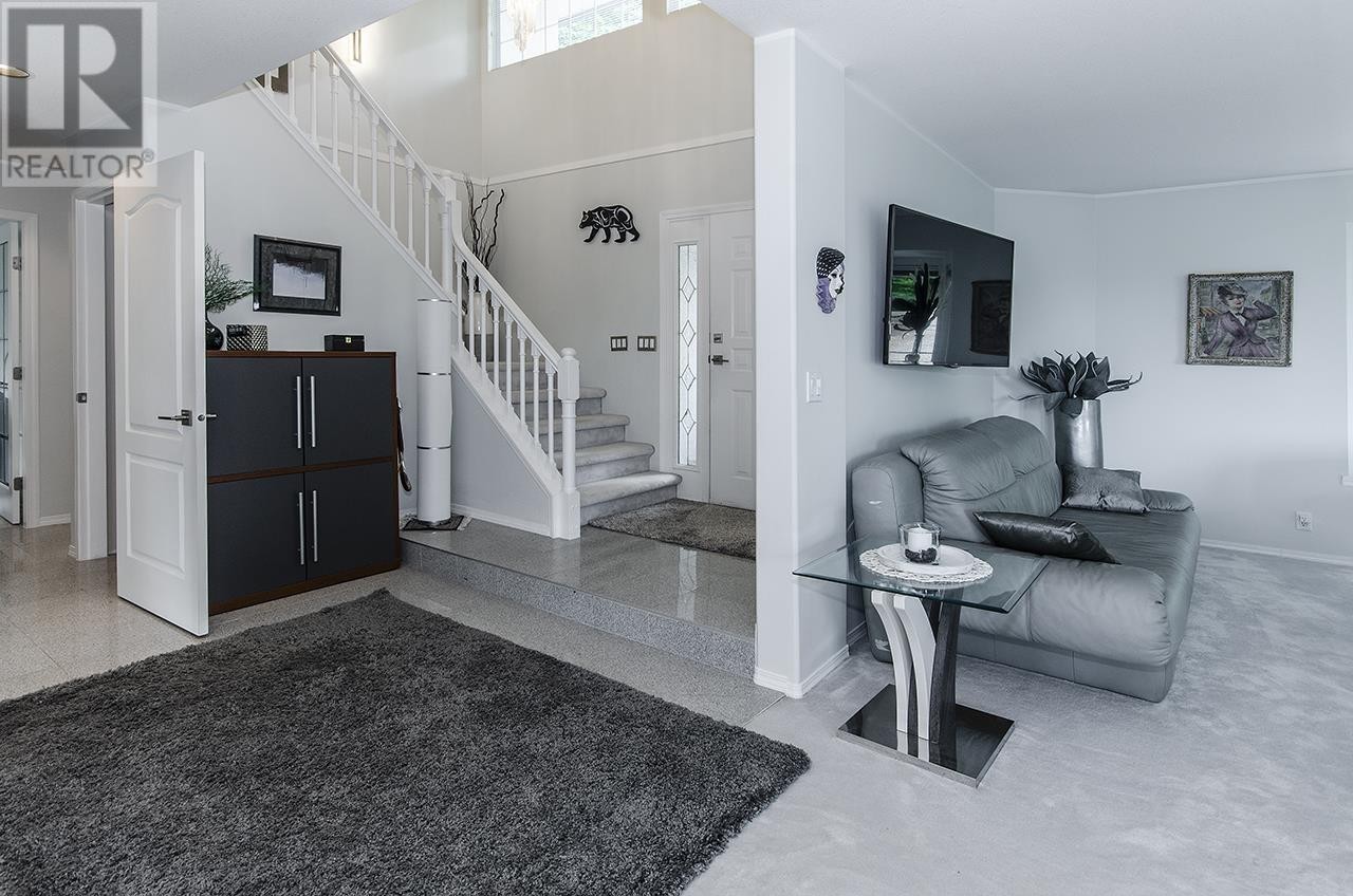 












1241 COLEMAN STREET

,
North Vancouver,




British Columbia
V7K3C2


