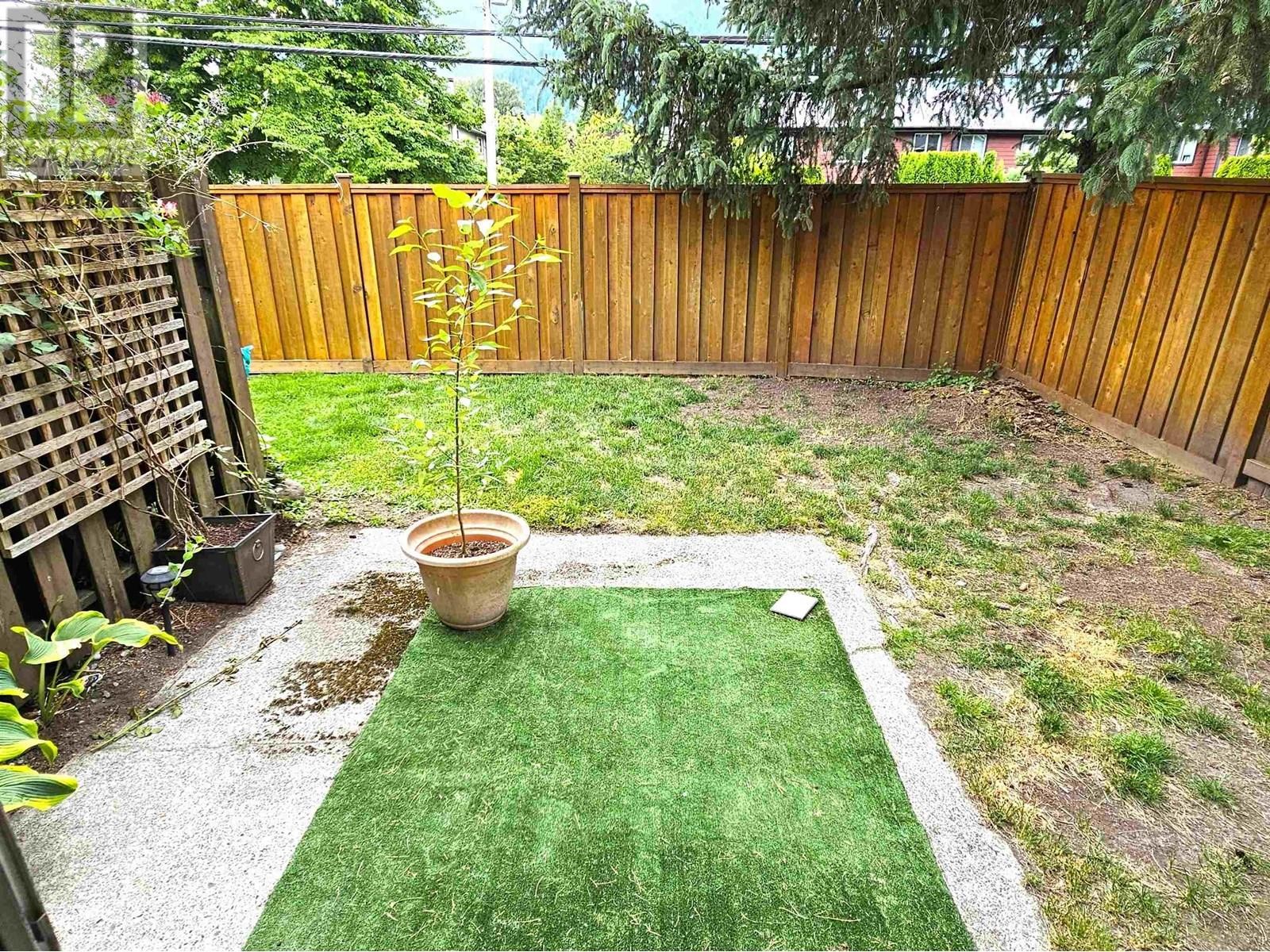 












33 41450 GOVERNMENT ROAD

,
Squamish,




British Columbia
V0N1H0

