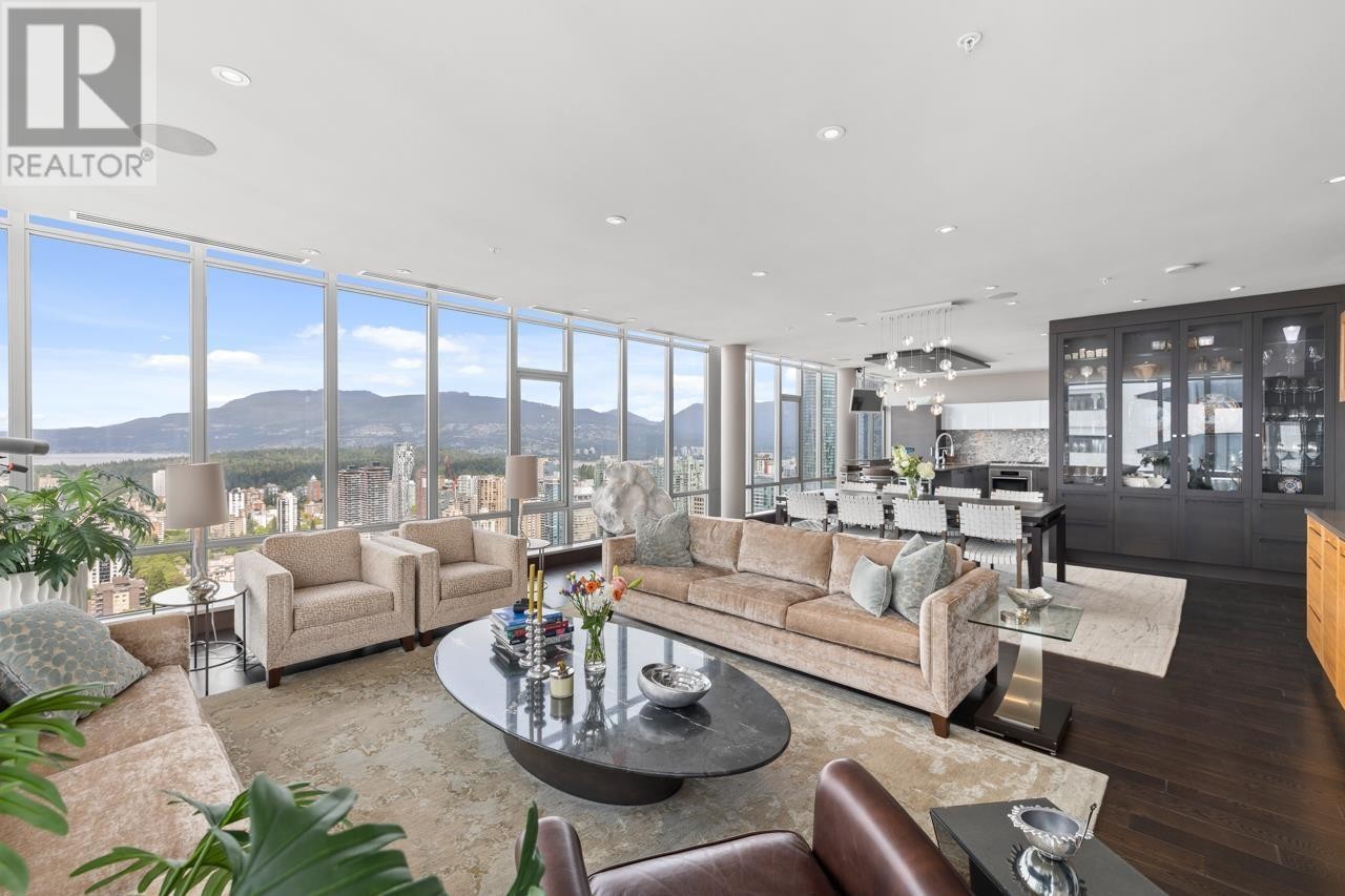 












PH1 1028 BARCLAY STREET

,
Vancouver,




British Columbia
V6E0B1

