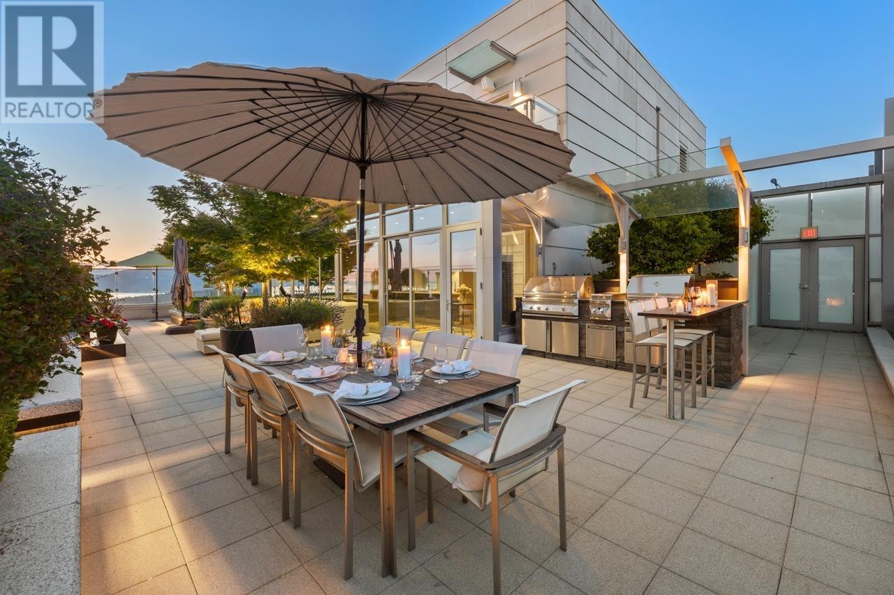 












PH1 1028 BARCLAY STREET

,
Vancouver,




British Columbia
V6E0B1

