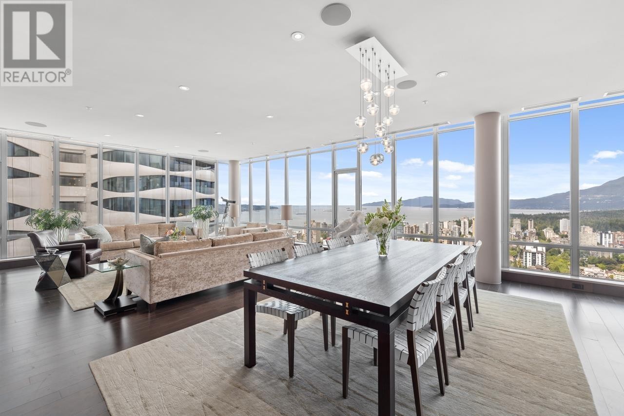












PH1 1028 BARCLAY STREET

,
Vancouver,




British Columbia
V6E0B1

