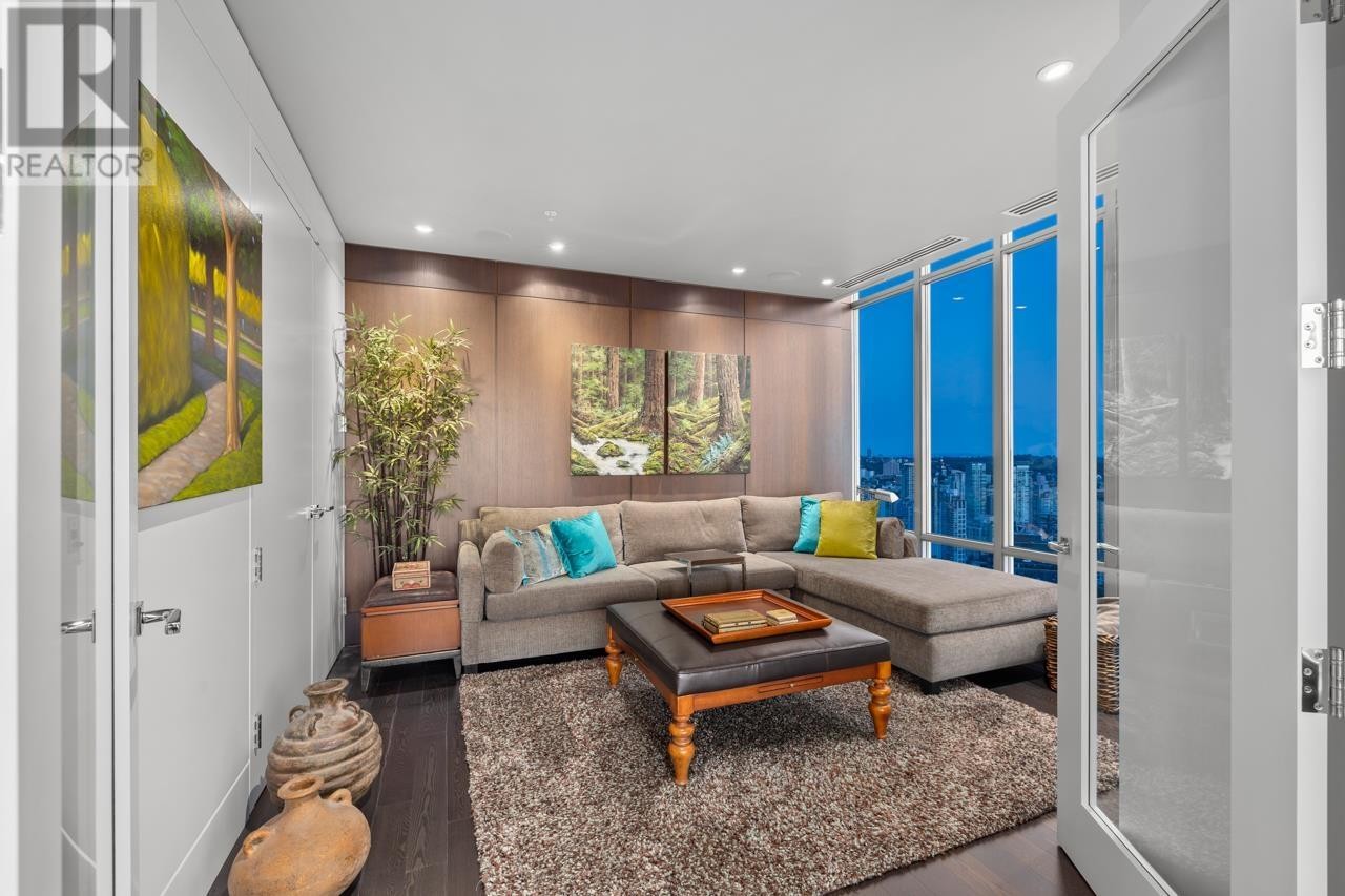 












PH1 1028 BARCLAY STREET

,
Vancouver,




British Columbia
V6E0B1

