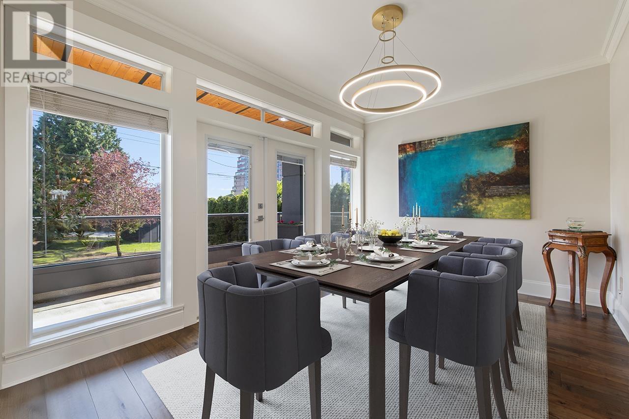 












2257 FULTON AVENUE

,
West Vancouver,




British Columbia
V7V1T7

