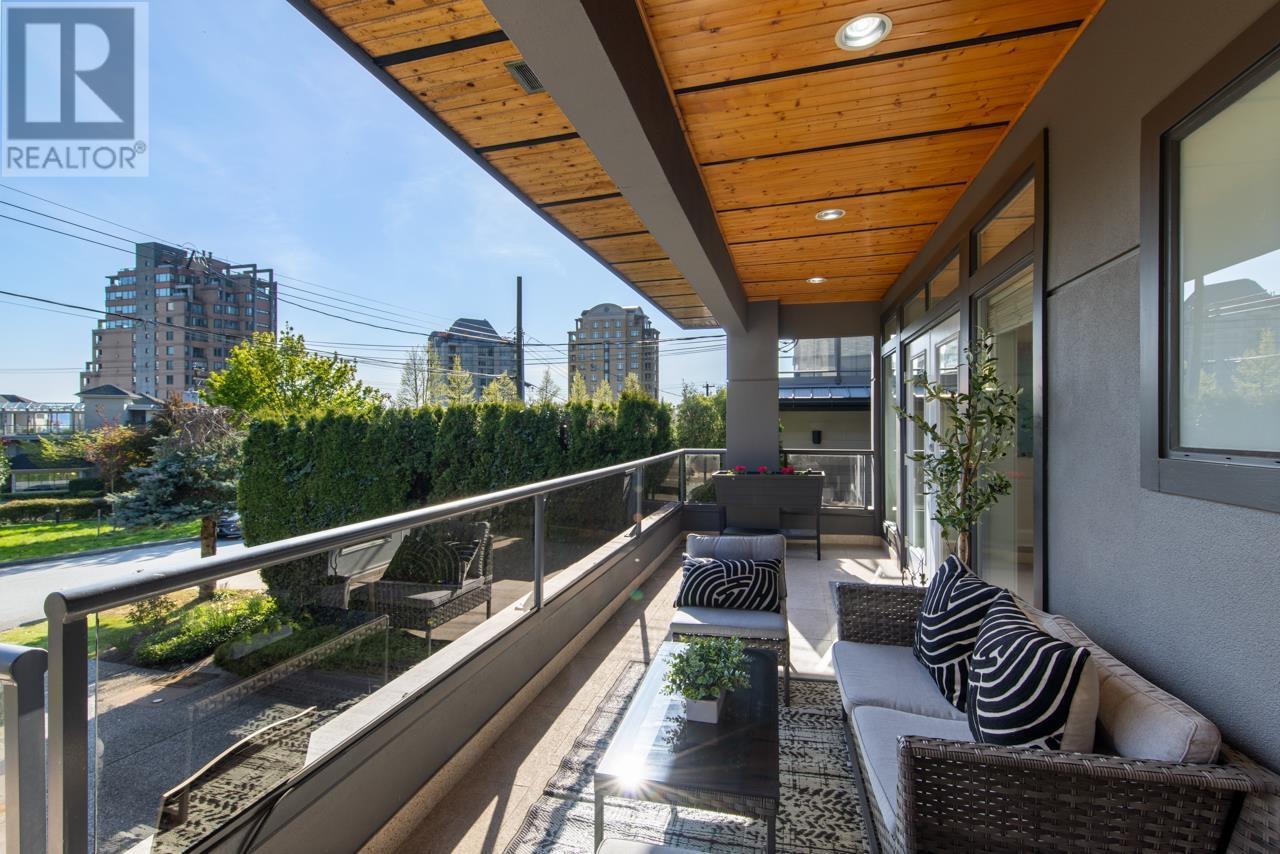 












2257 FULTON AVENUE

,
West Vancouver,




British Columbia
V7V1T7

