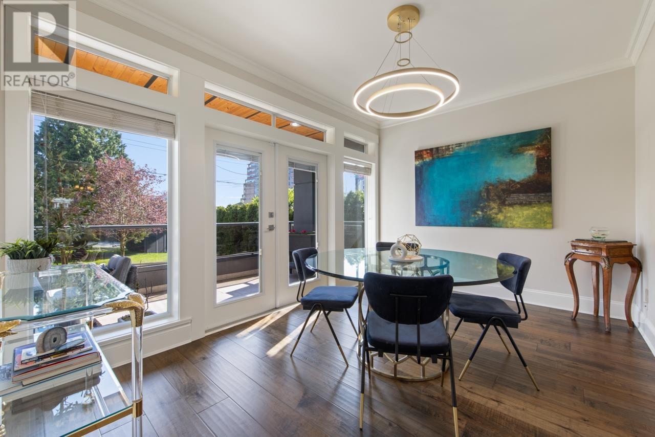 












2257 FULTON AVENUE

,
West Vancouver,




British Columbia
V7V1T7


