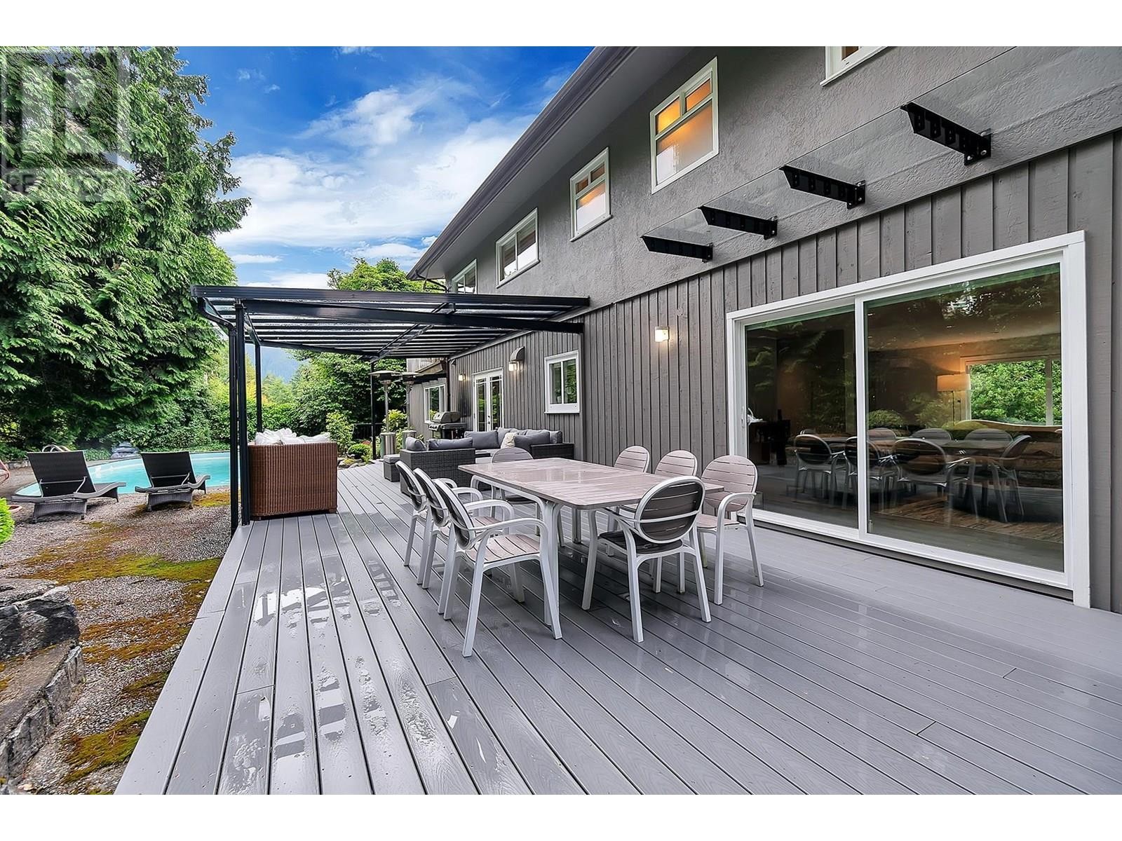 












701 KENWOOD ROAD

,
West Vancouver,




British Columbia
V7S1S7

