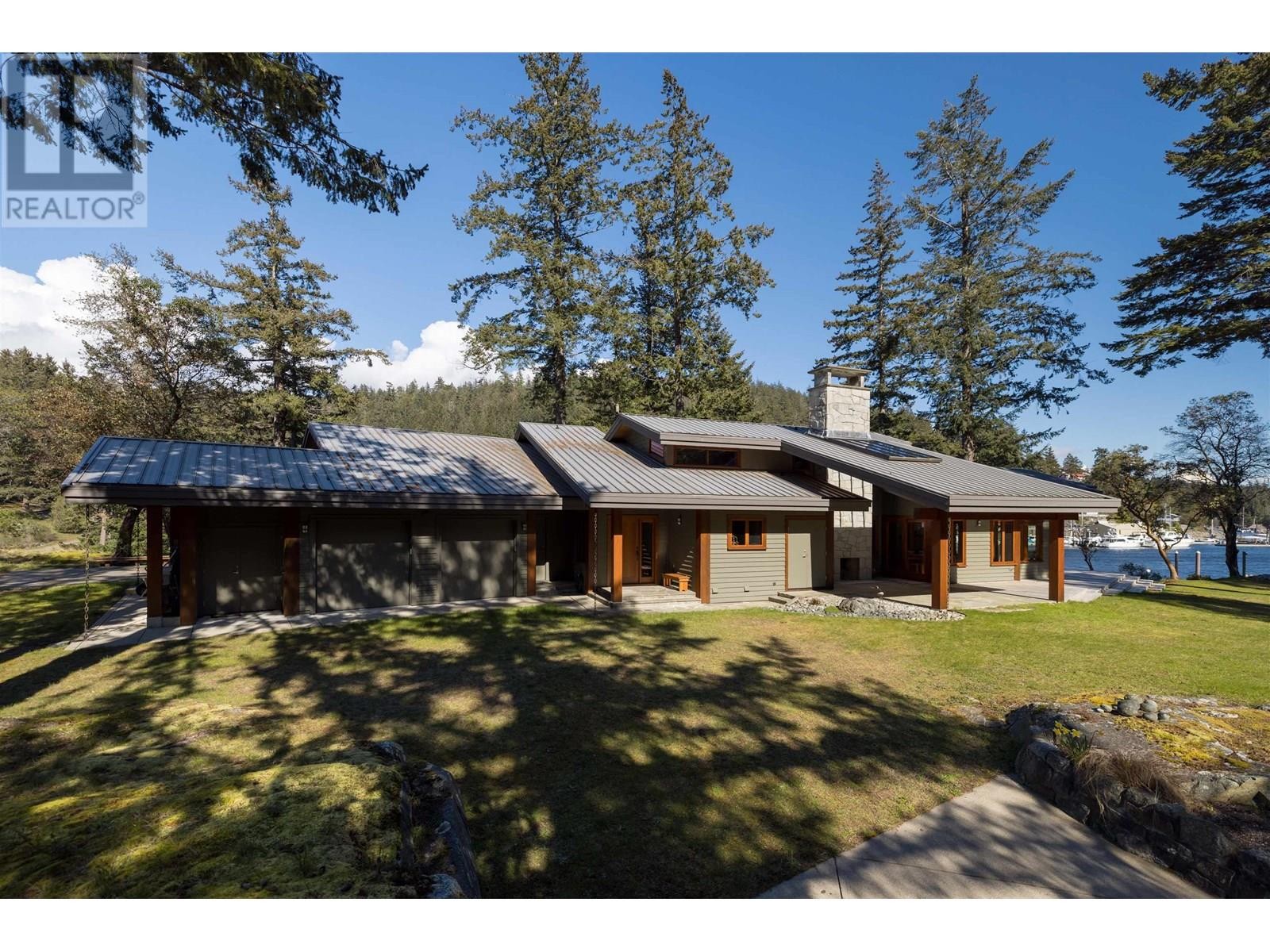 












Lot A-B TURNAGAIN ISLAND

,
Halfmoon Bay,




British Columbia
V7Z1B7

