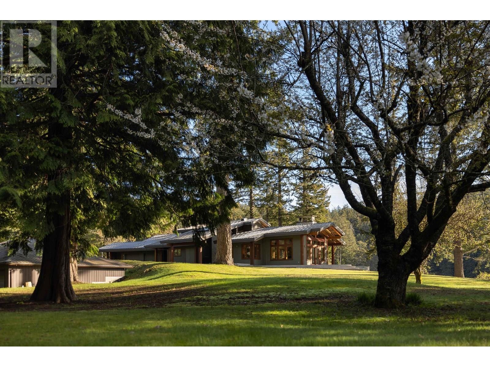 












Lot A-B TURNAGAIN ISLAND

,
Halfmoon Bay,




British Columbia
V7Z1B7

