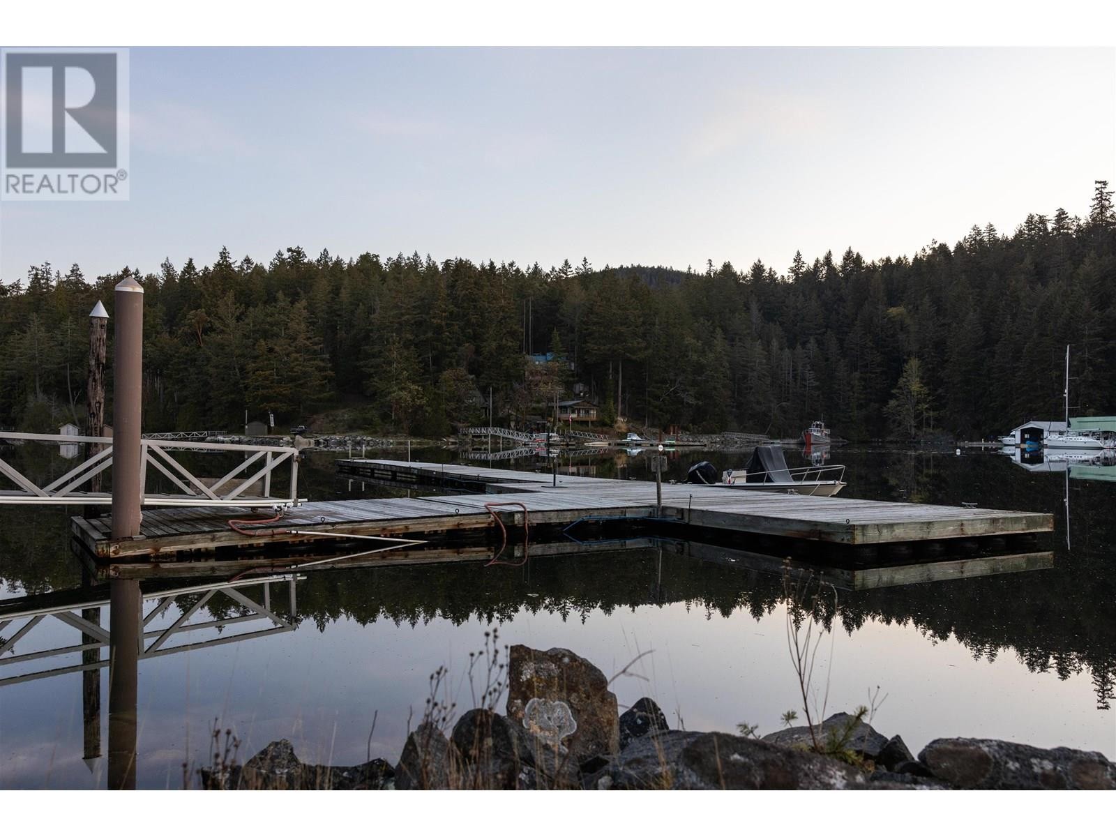 












Lot A-B TURNAGAIN ISLAND

,
Halfmoon Bay,




British Columbia
V7Z1B7

