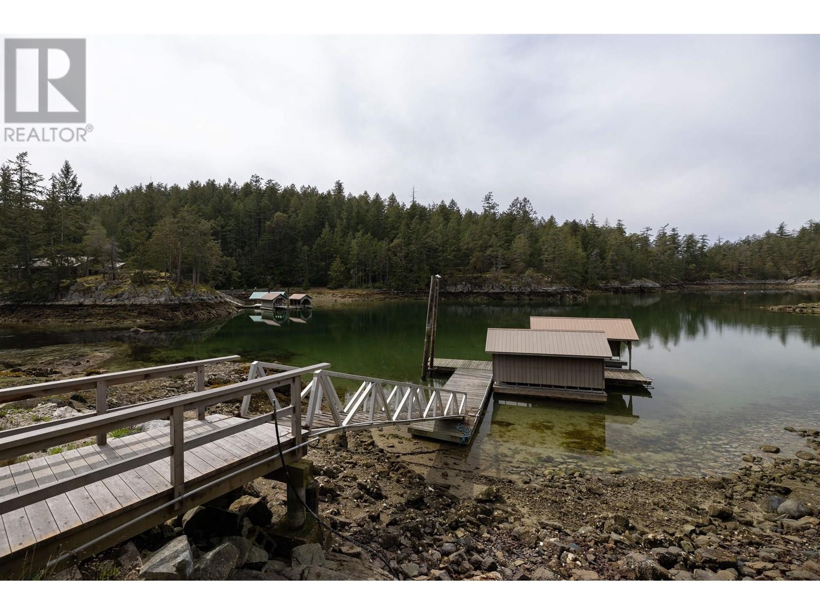 












Lot A-B TURNAGAIN ISLAND

,
Halfmoon Bay,




British Columbia
V7Z1B7

