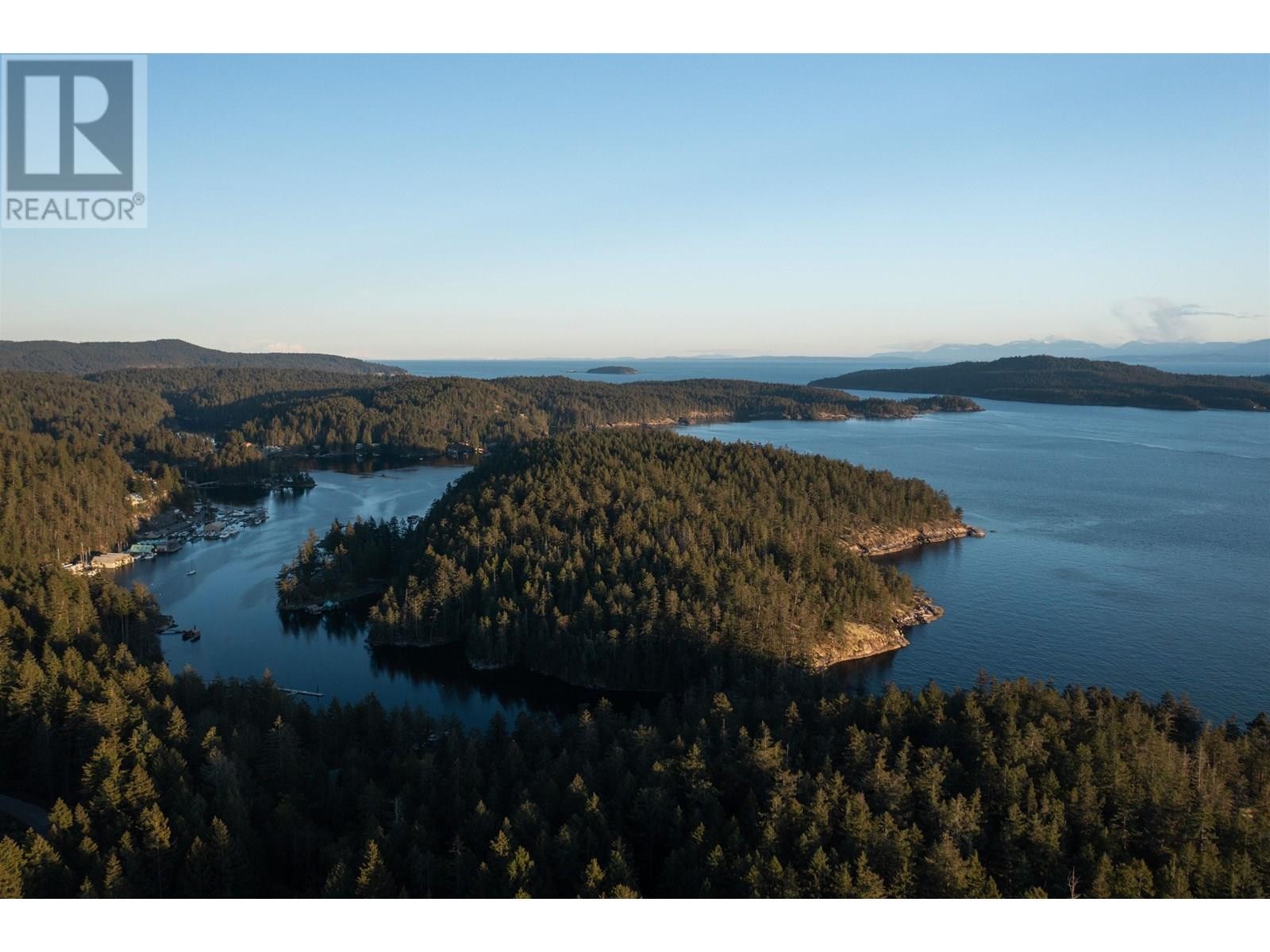 












Lot A-B TURNAGAIN ISLAND

,
Halfmoon Bay,




British Columbia
V7Z1B7

