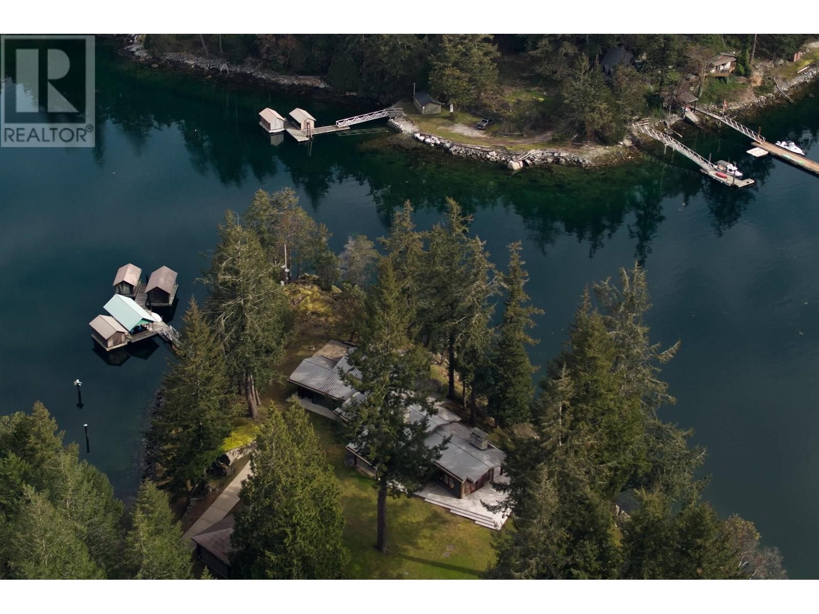 












Lot A-B TURNAGAIN ISLAND

,
Halfmoon Bay,




British Columbia
V7Z1B7

