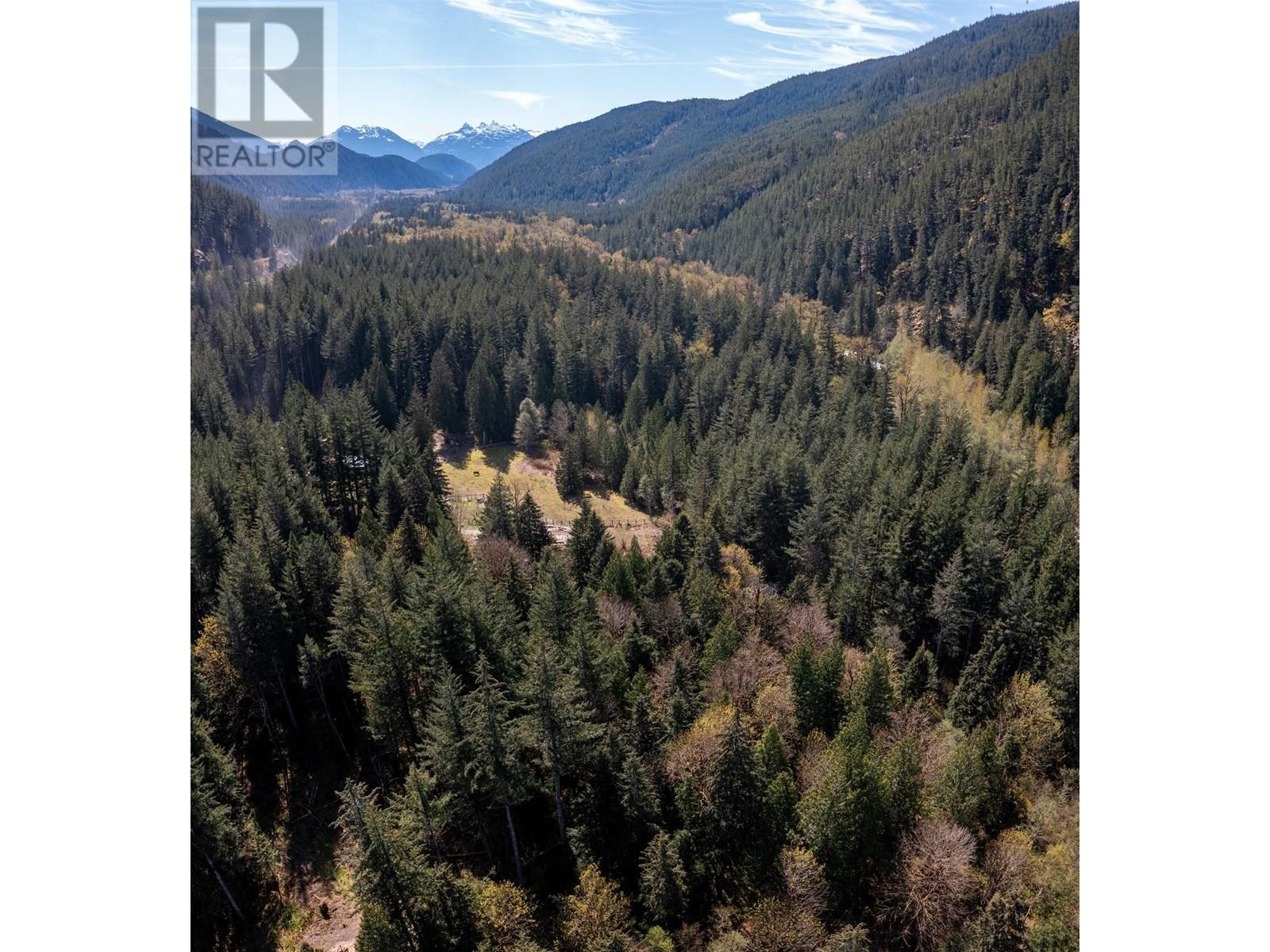 












8101 PARADISE VALLEY ROAD

,
Squamish,




British Columbia
V0N1H0

