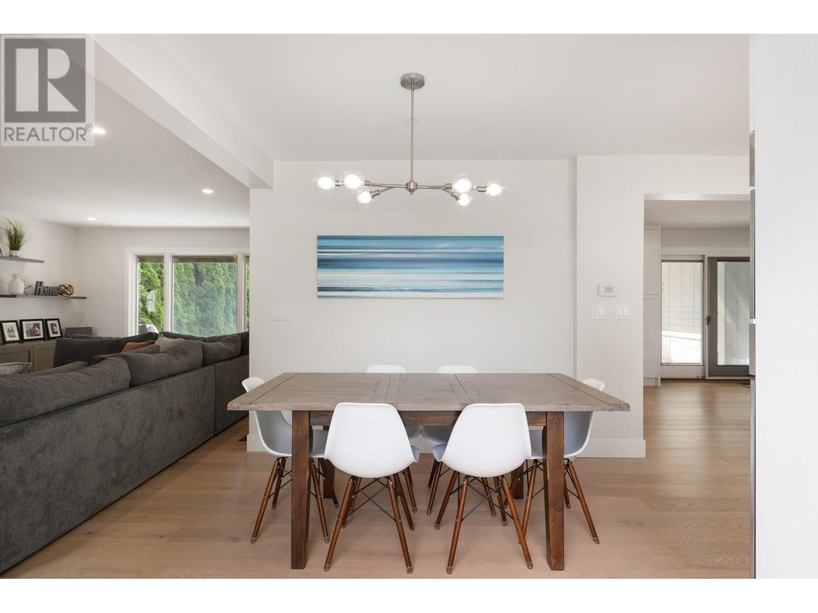 












2678 AILSA CRESCENT

,
North Vancouver,




British Columbia
V7K2B2

