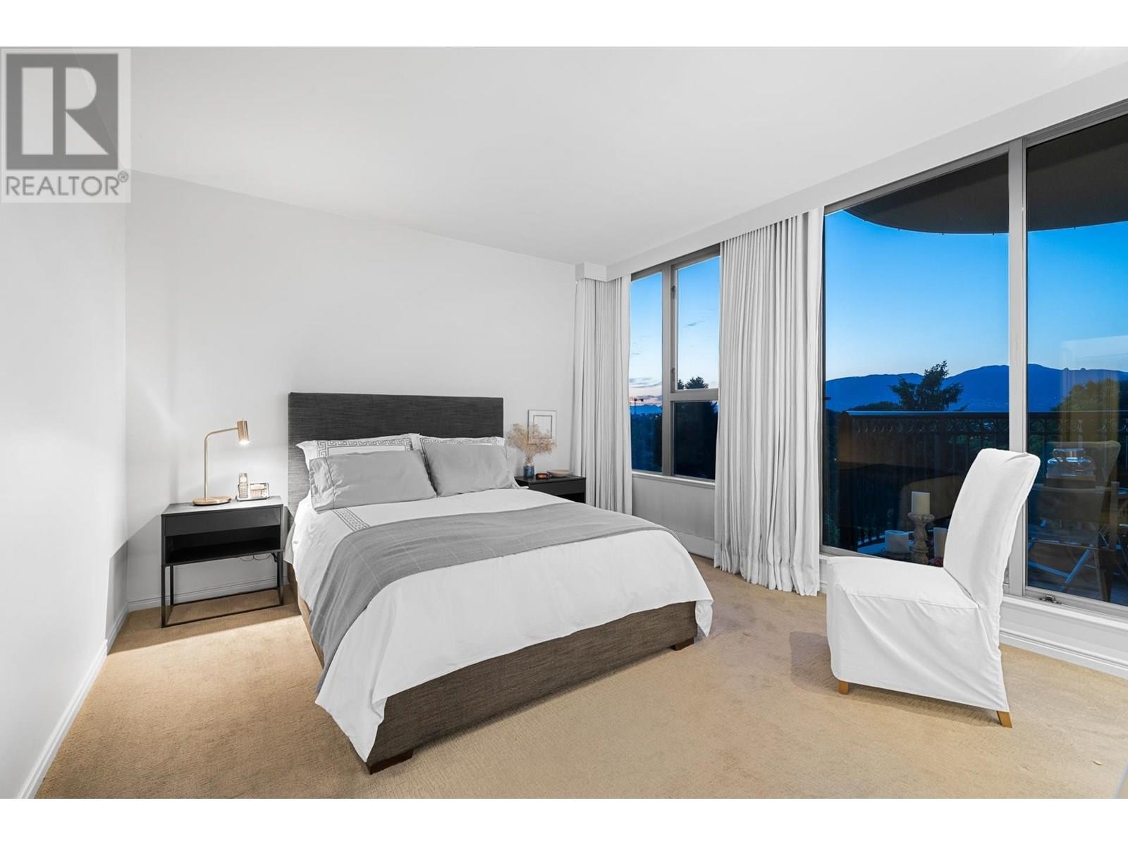 












700 1788 W 13TH AVENUE

,
Vancouver,




British Columbia
V6J2H1

