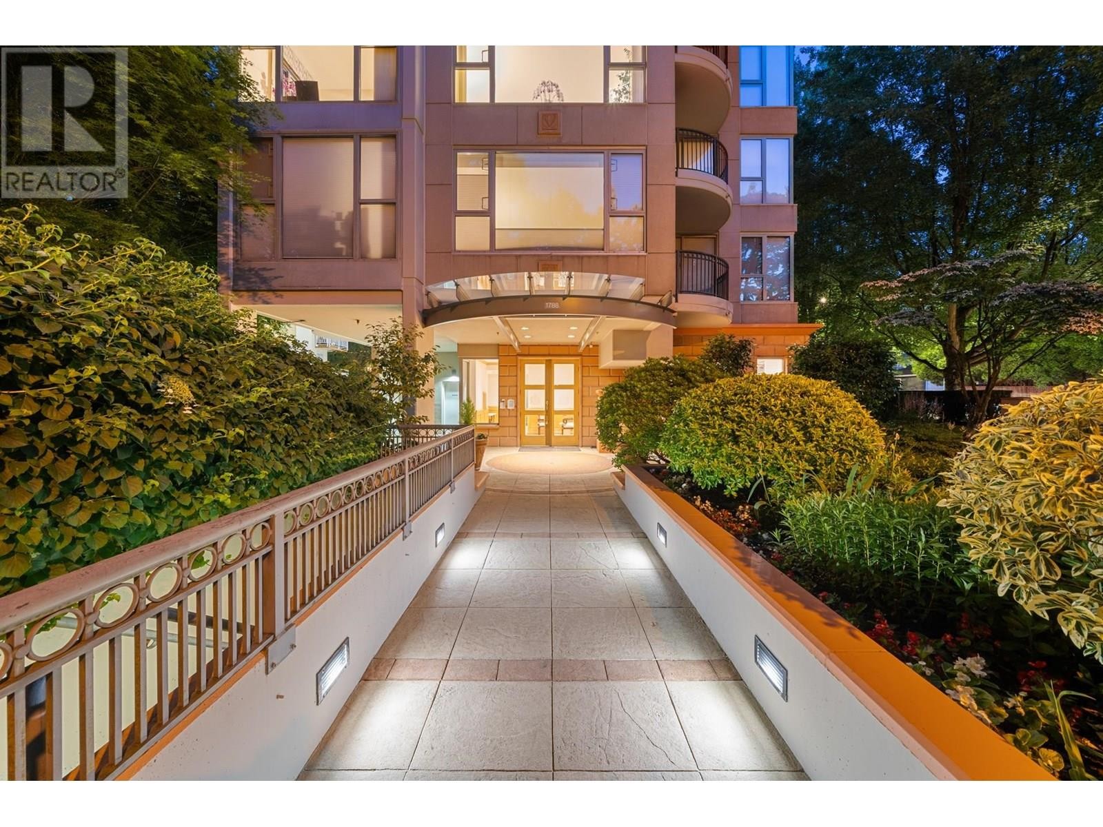 












700 1788 W 13TH AVENUE

,
Vancouver,




British Columbia
V6J2H1

