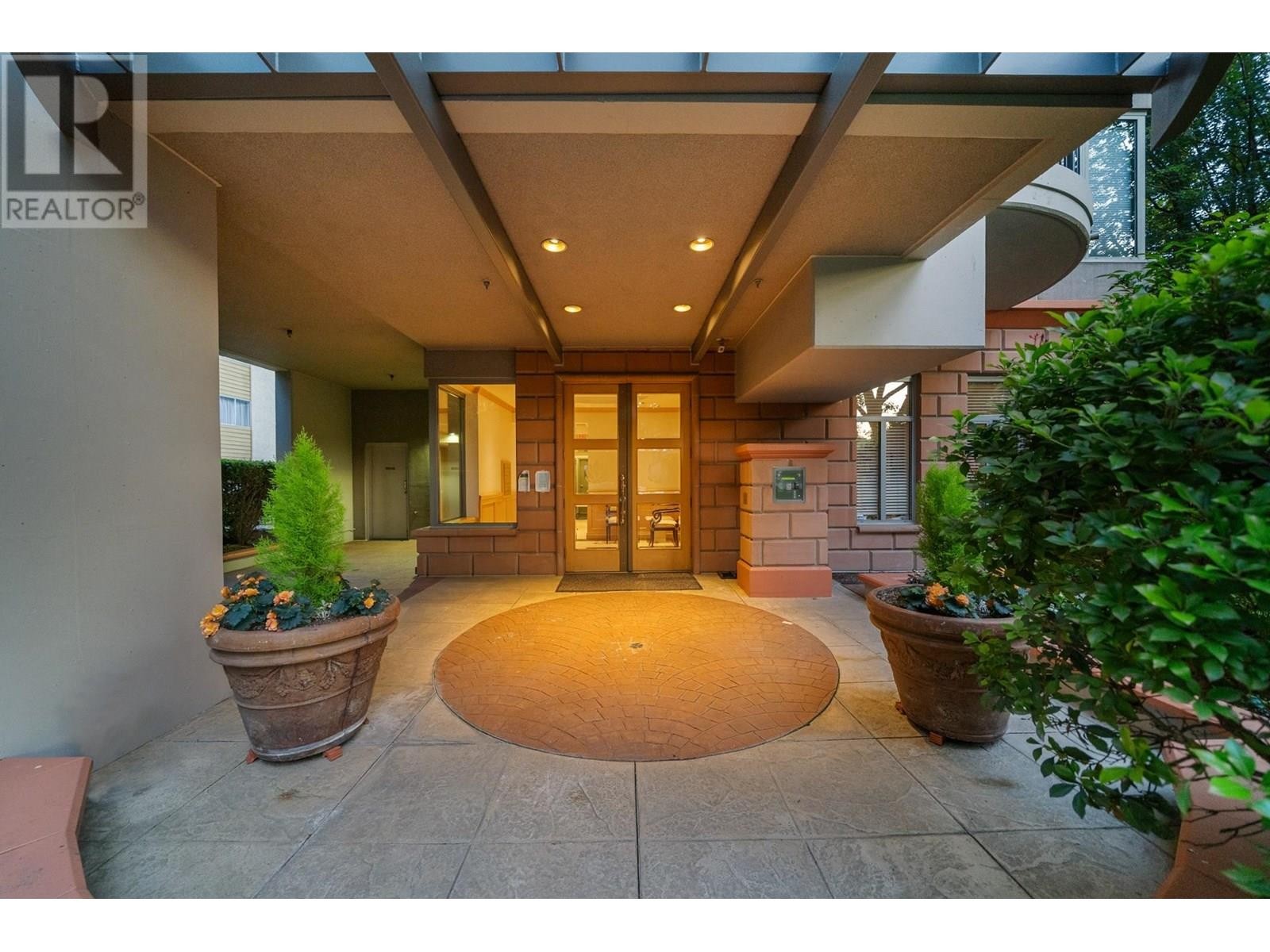 












700 1788 W 13TH AVENUE

,
Vancouver,




British Columbia
V6J2H1

