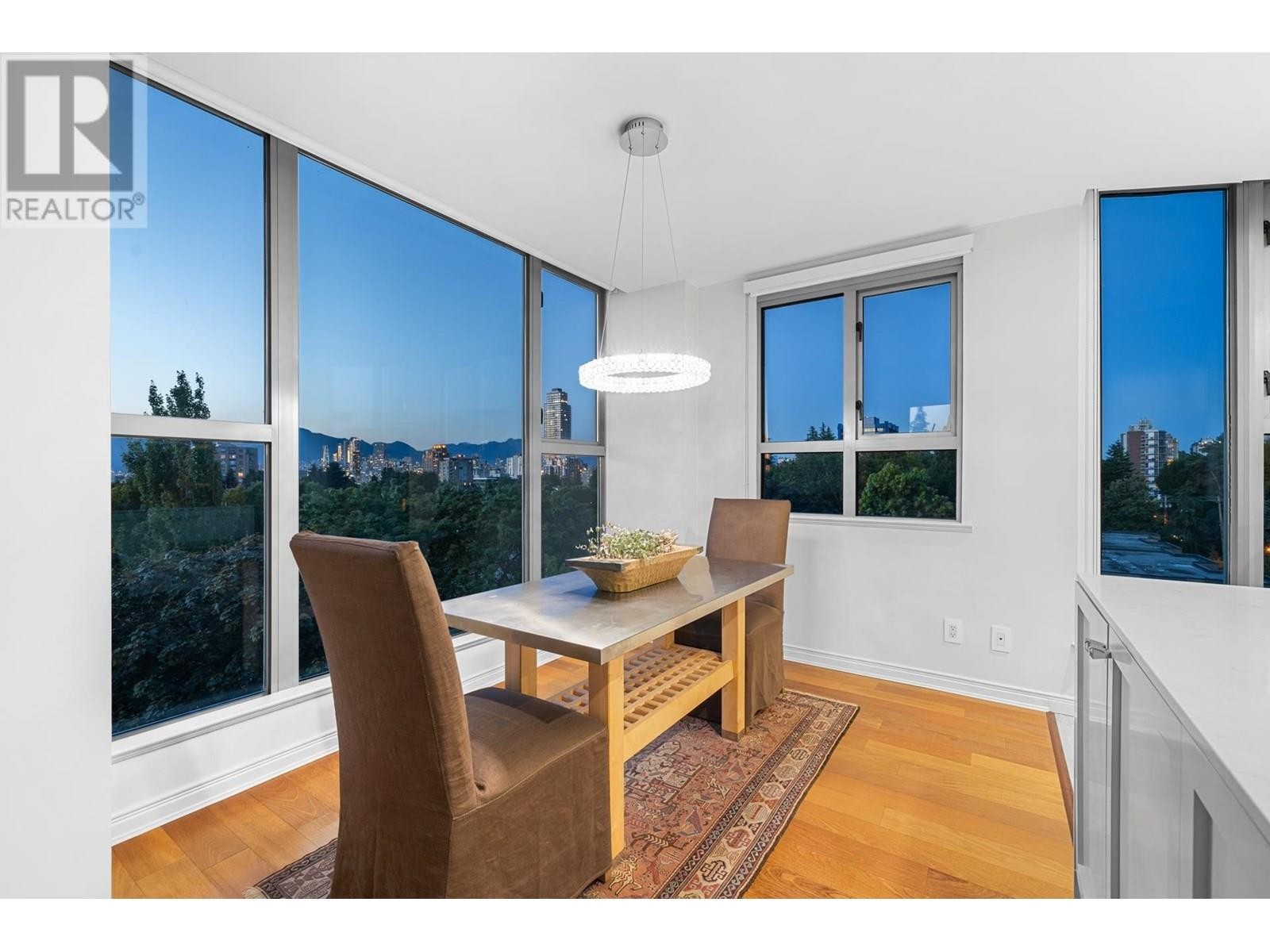 












700 1788 W 13TH AVENUE

,
Vancouver,




British Columbia
V6J2H1

