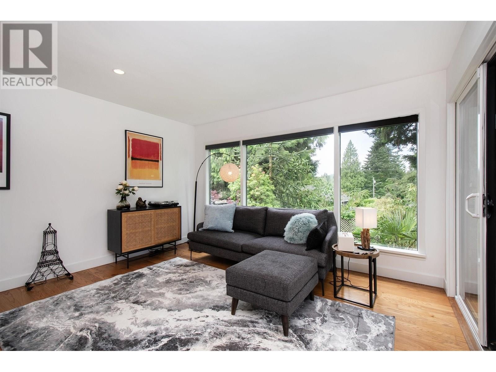 












3855 HILLCREST AVENUE

,
North Vancouver,




British Columbia
V7R4B7

