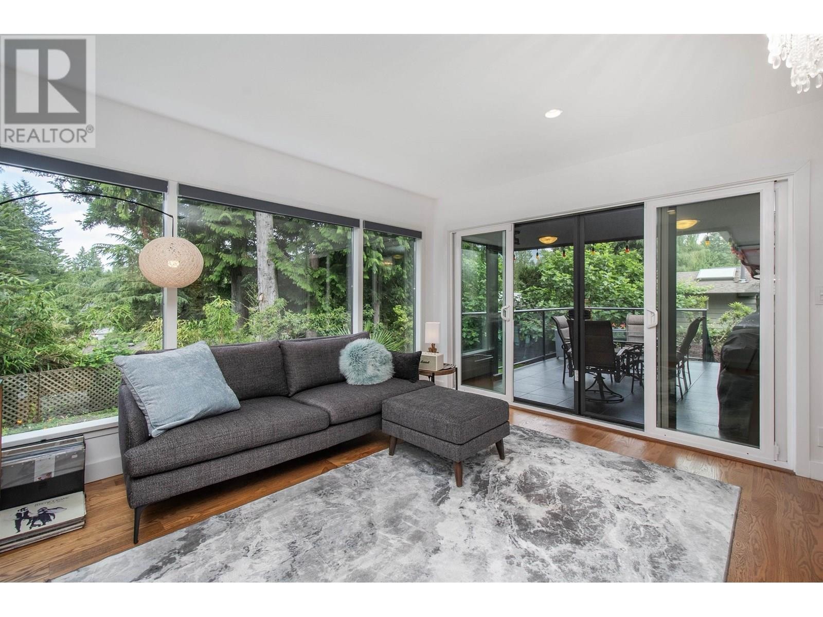 












3855 HILLCREST AVENUE

,
North Vancouver,




British Columbia
V7R4B7

