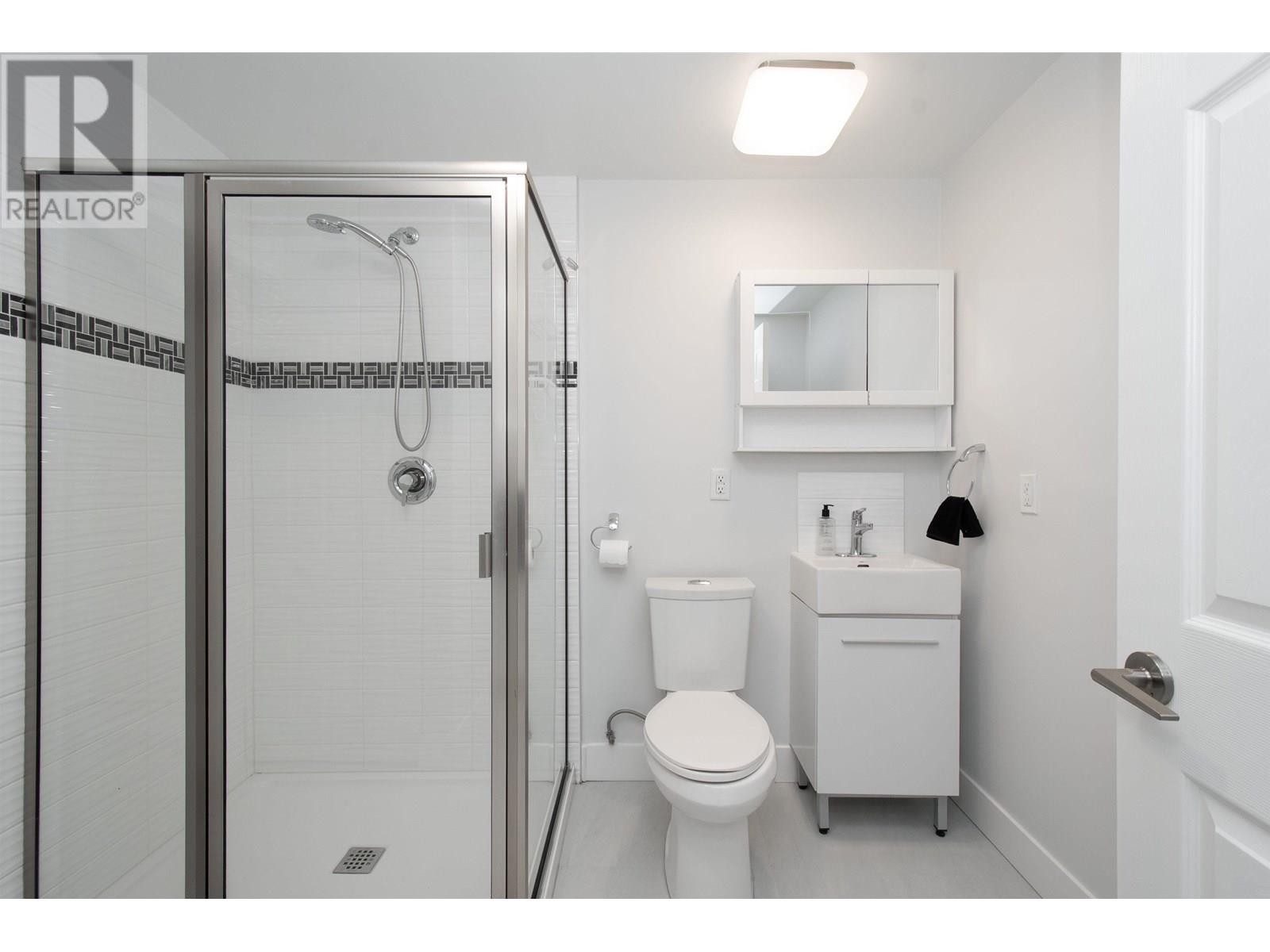 












3855 HILLCREST AVENUE

,
North Vancouver,




British Columbia
V7R4B7

