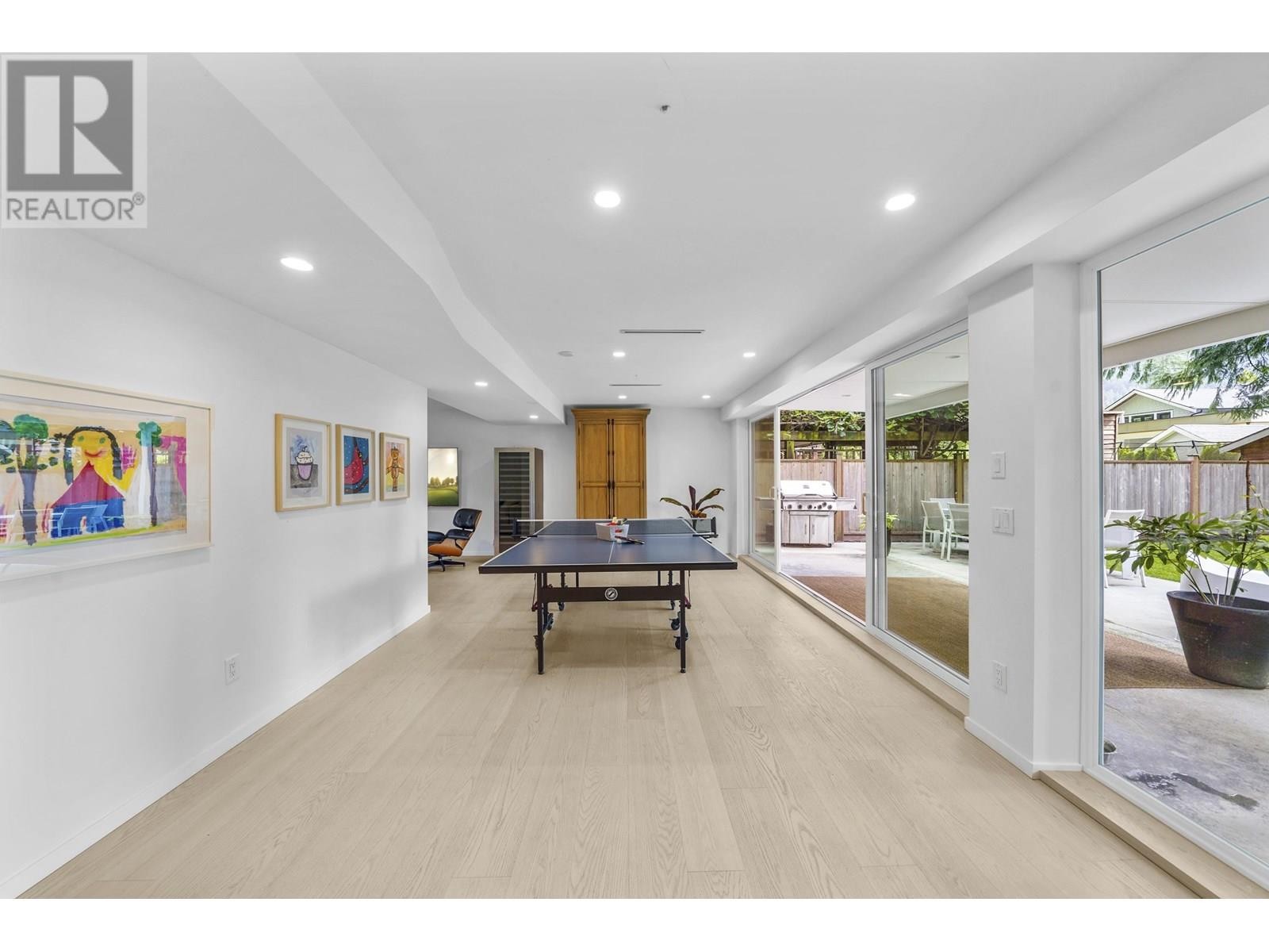 












4514 GLENWOOD AVENUE

,
North Vancouver,




British Columbia
V7R4G5

