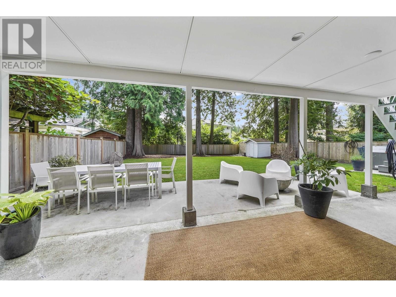 












4514 GLENWOOD AVENUE

,
North Vancouver,




British Columbia
V7R4G5

