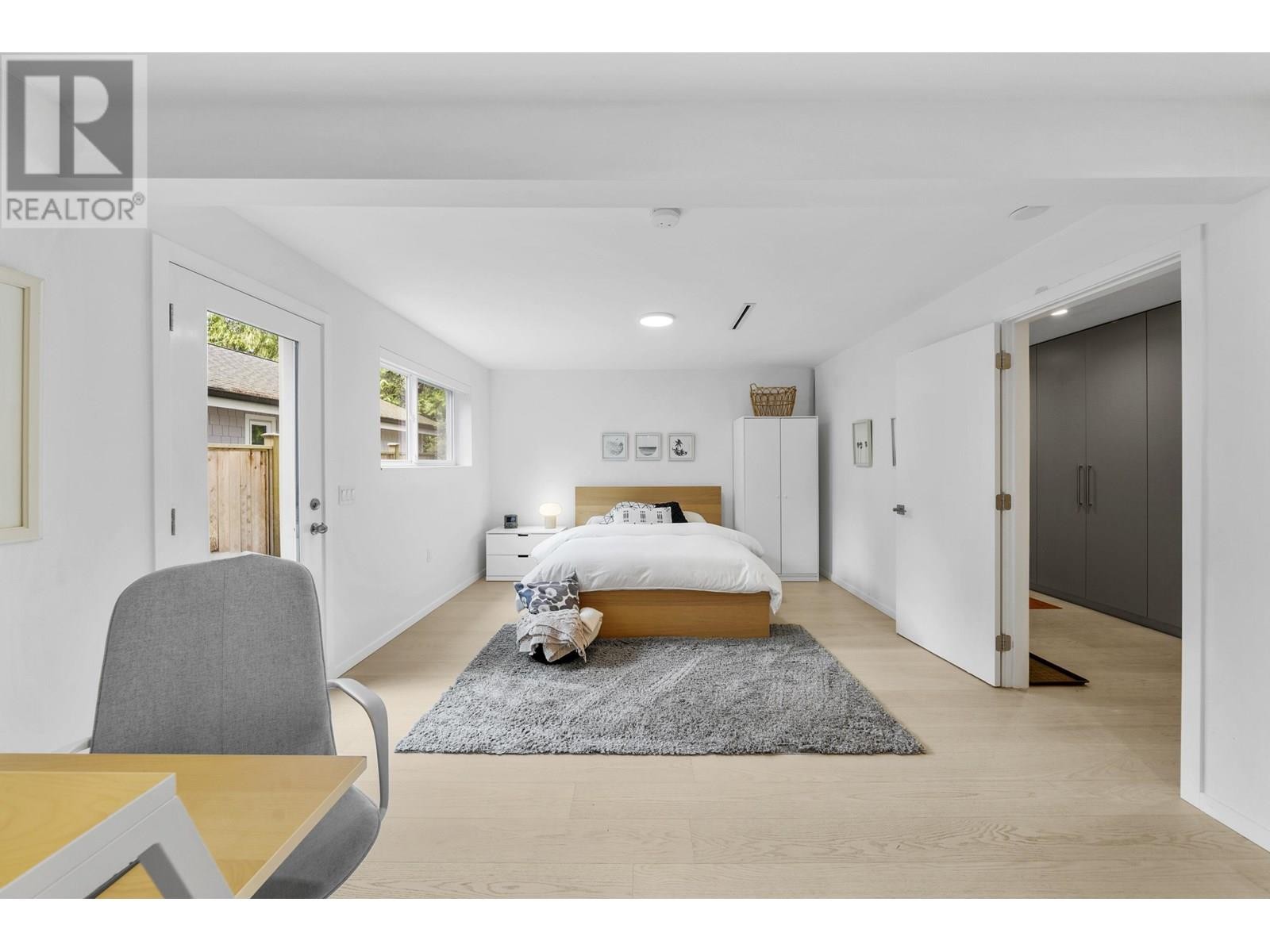 












4514 GLENWOOD AVENUE

,
North Vancouver,




British Columbia
V7R4G5


