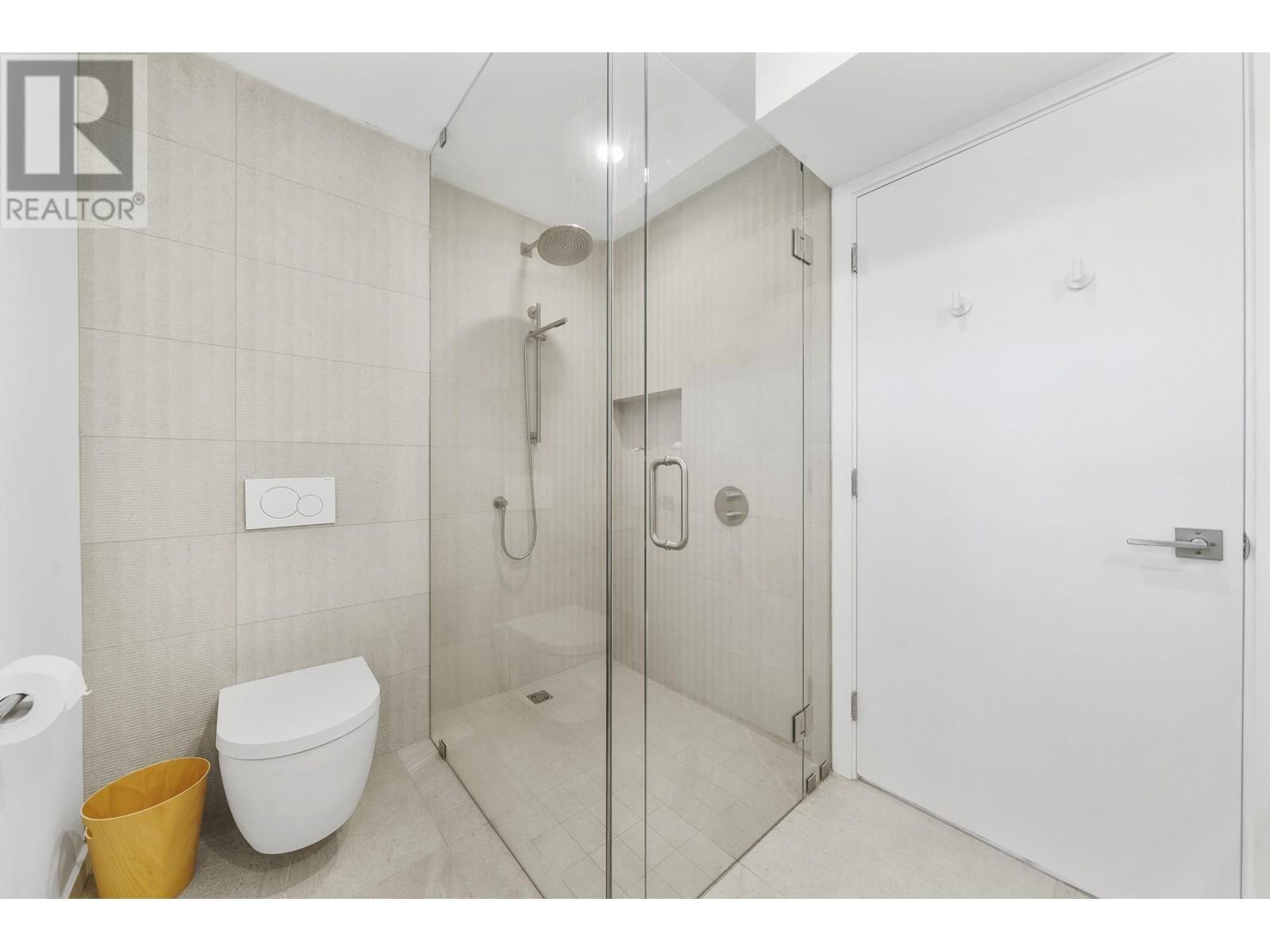 












4514 GLENWOOD AVENUE

,
North Vancouver,




British Columbia
V7R4G5

