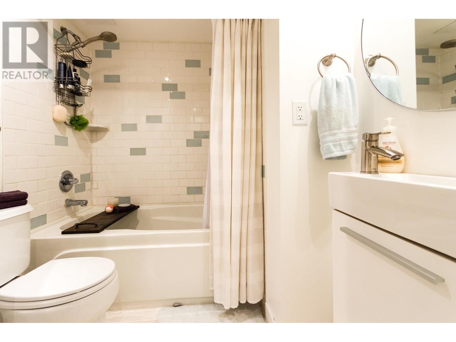 












219 2190 W 7TH AVENUE

,
Vancouver,




British Columbia
V6K4K7

