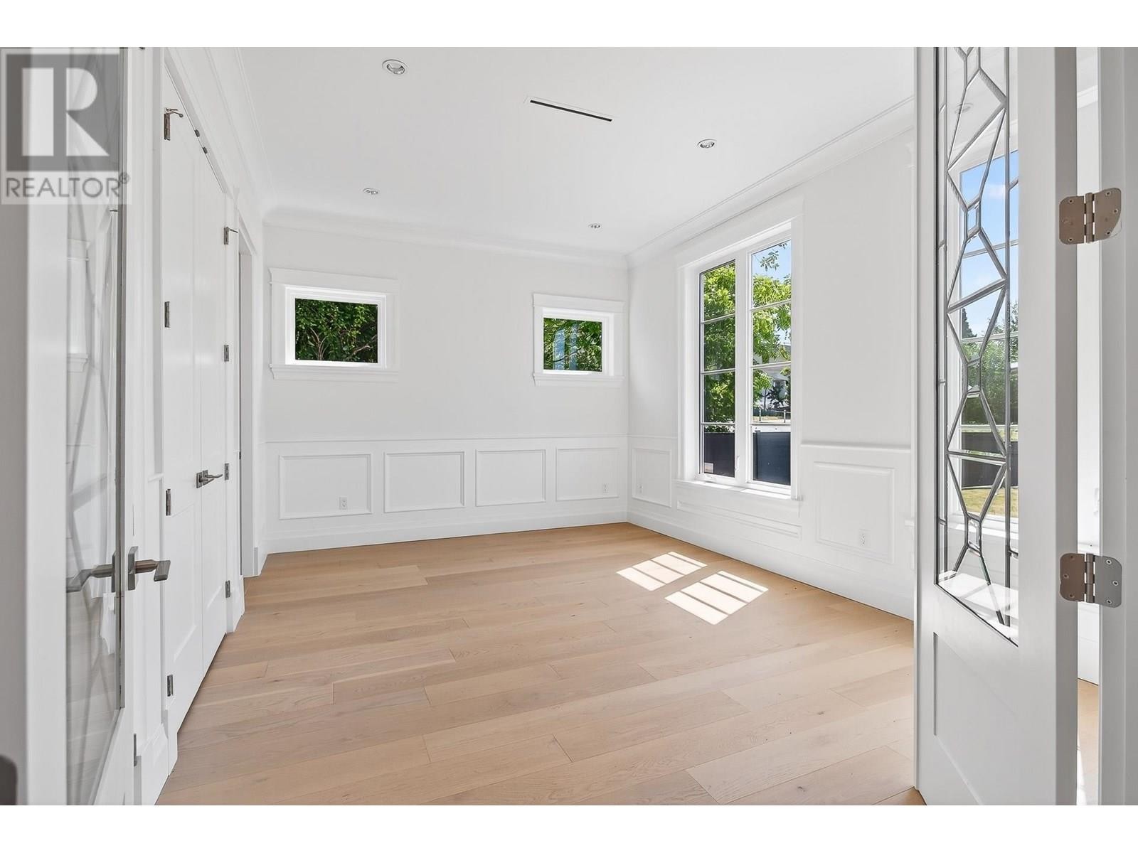 












9977 SULLIVAN STREET

,
Burnaby,




British Columbia
V3J1J1

