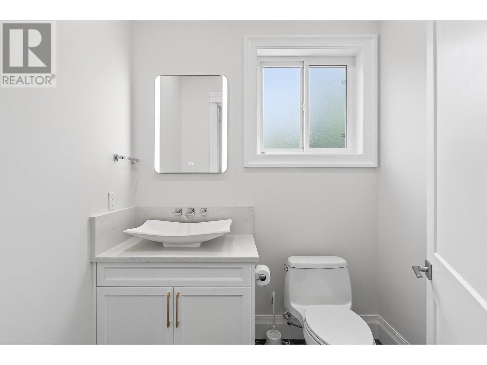 












9977 SULLIVAN STREET

,
Burnaby,




British Columbia
V3J1J1

